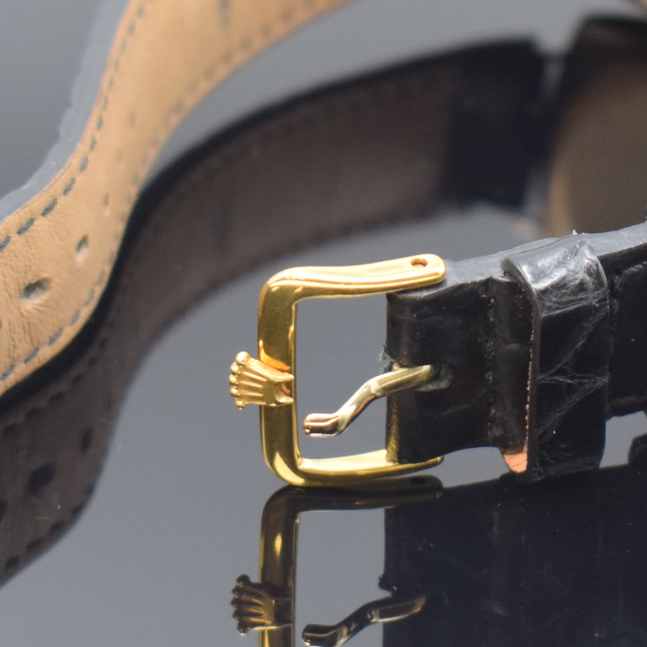 Detail b: ROLEX Oyster Referenz 678 sogen. "Kanalschwimmer" Armbanduhr in RG 375/000, Schweiz um 1934, Handaufzug, verschr. Geh., glatte Lünette, ...