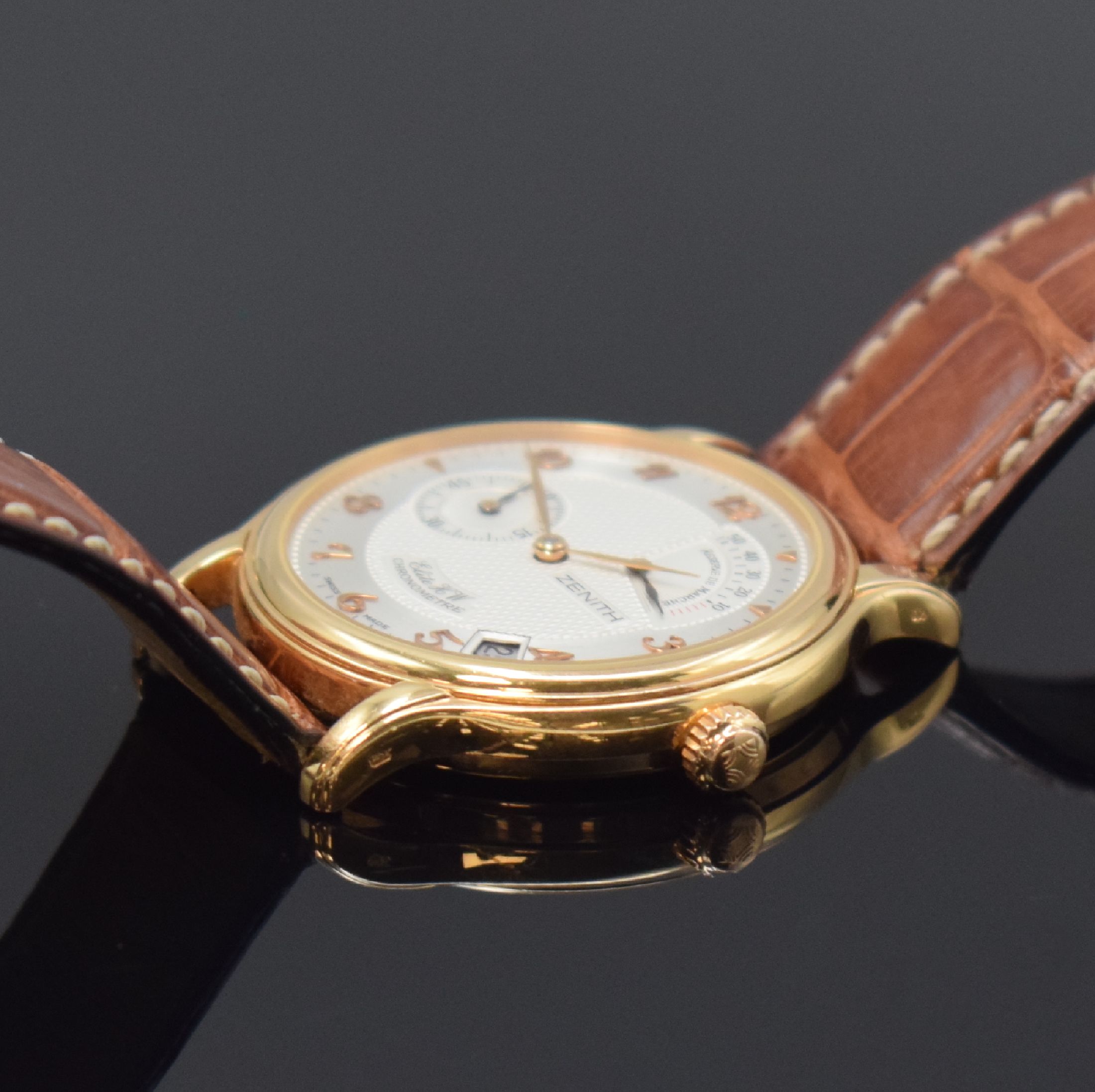 Detail b: ZENITH ELITE HW Chronometre Herrenarmbanduhr mit Gangreserveanzeige in RG 750/000 Referenz 17 0240 655, Schweiz um 2000, Handaufzug, gedr. Geh., ...
