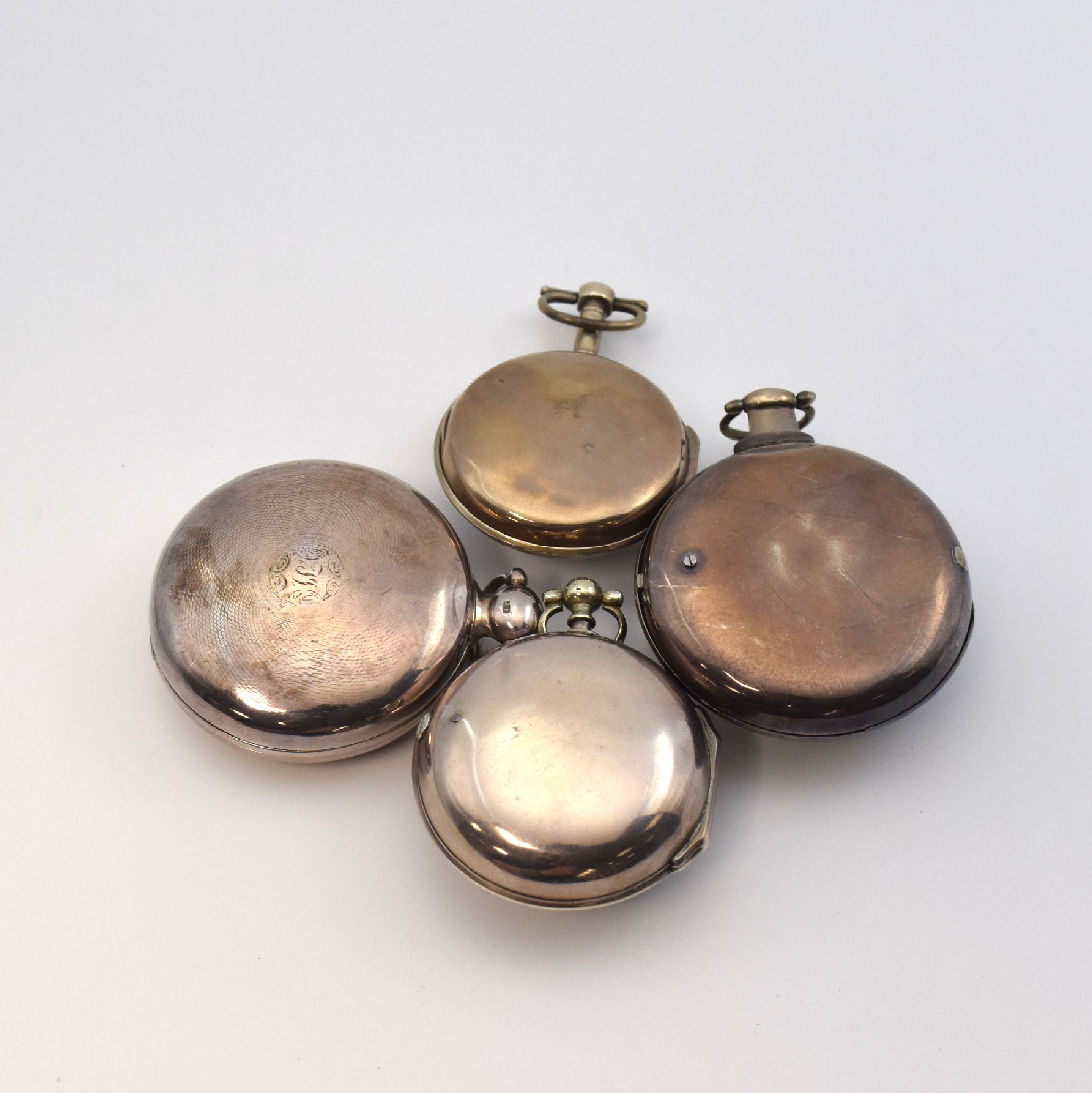 Detail a: 4 Spindeltaschenuhren in Silber, England um 1759-1820, alle m. Emailzifferbl. riss./besch., röm. u. arab. Zahlen, 1.) Jn. Barlow Rochdale, dopp. ...