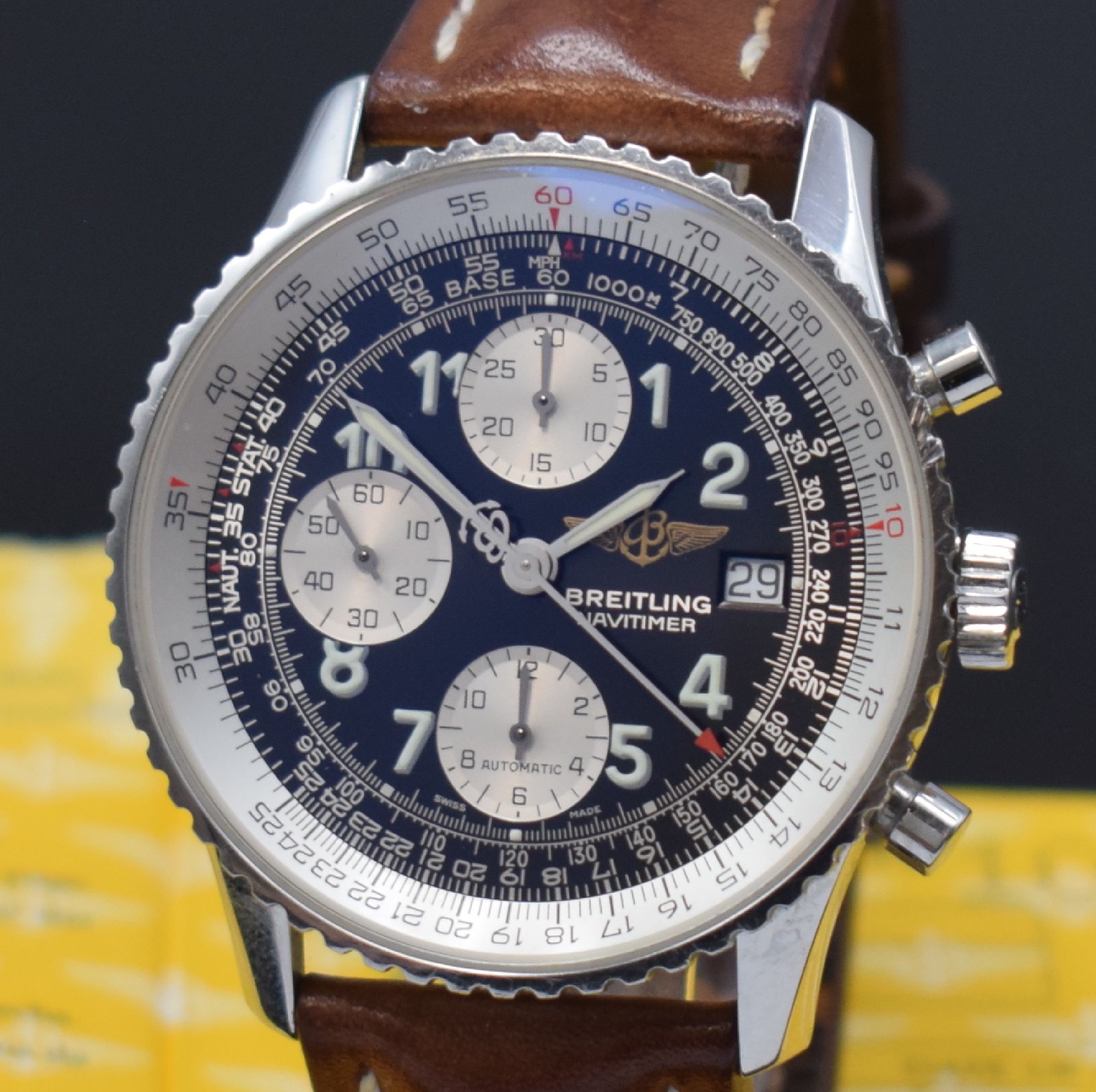 Detail a: BREITLING Armbandchronograph Old Navitimer Referenz A13322, Automatik, Chronometer in Edelstahl inkl. orig. Lederband m. orig. Dornschl., Boden ...