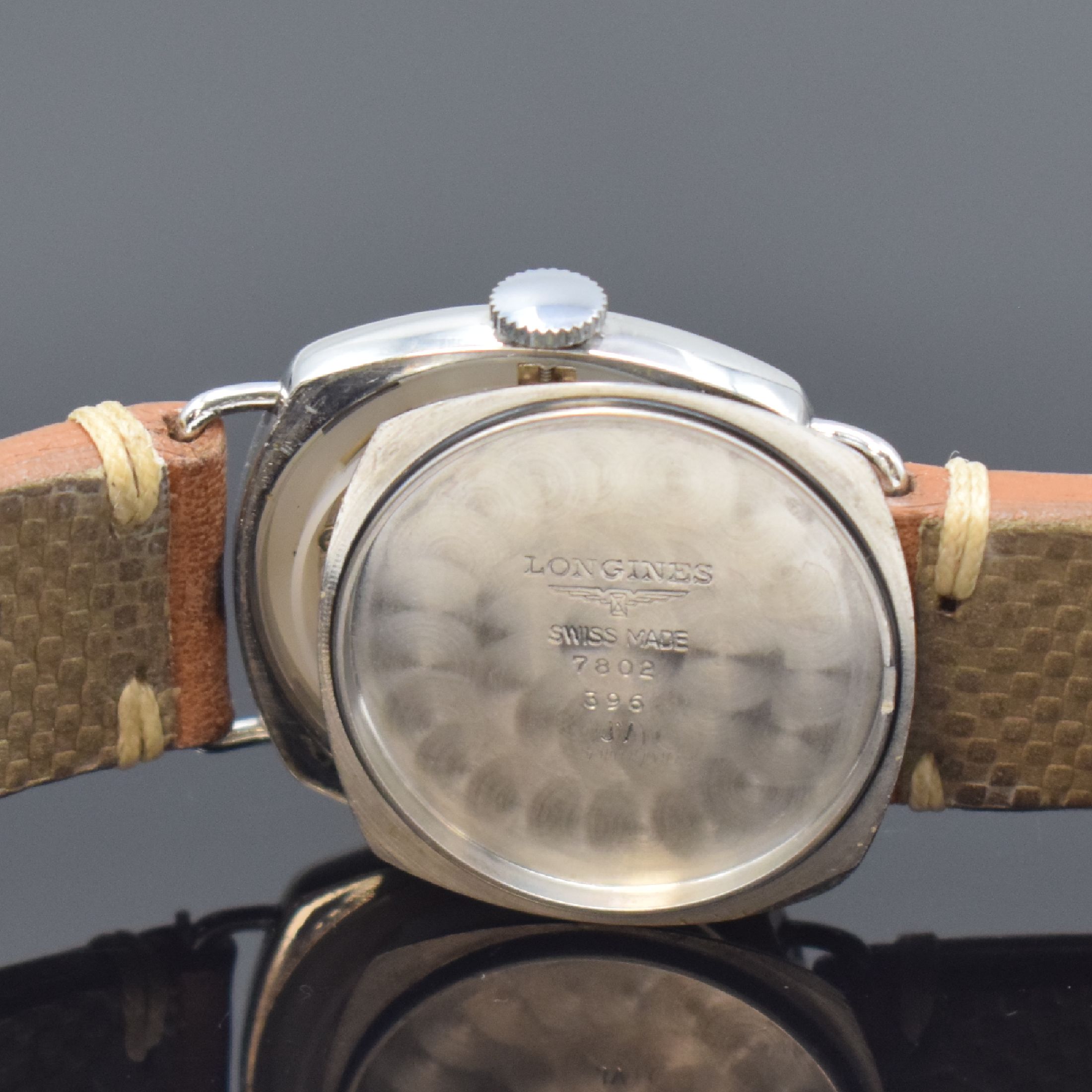 Detail e: LONGINES Referenz L7 882 4 limitierte Armbanduhr in Stahl, Schweiz um 2010, Handaufzug, gedr. Carré-Cambré Geh., silb. Zifferbl., blaue ...