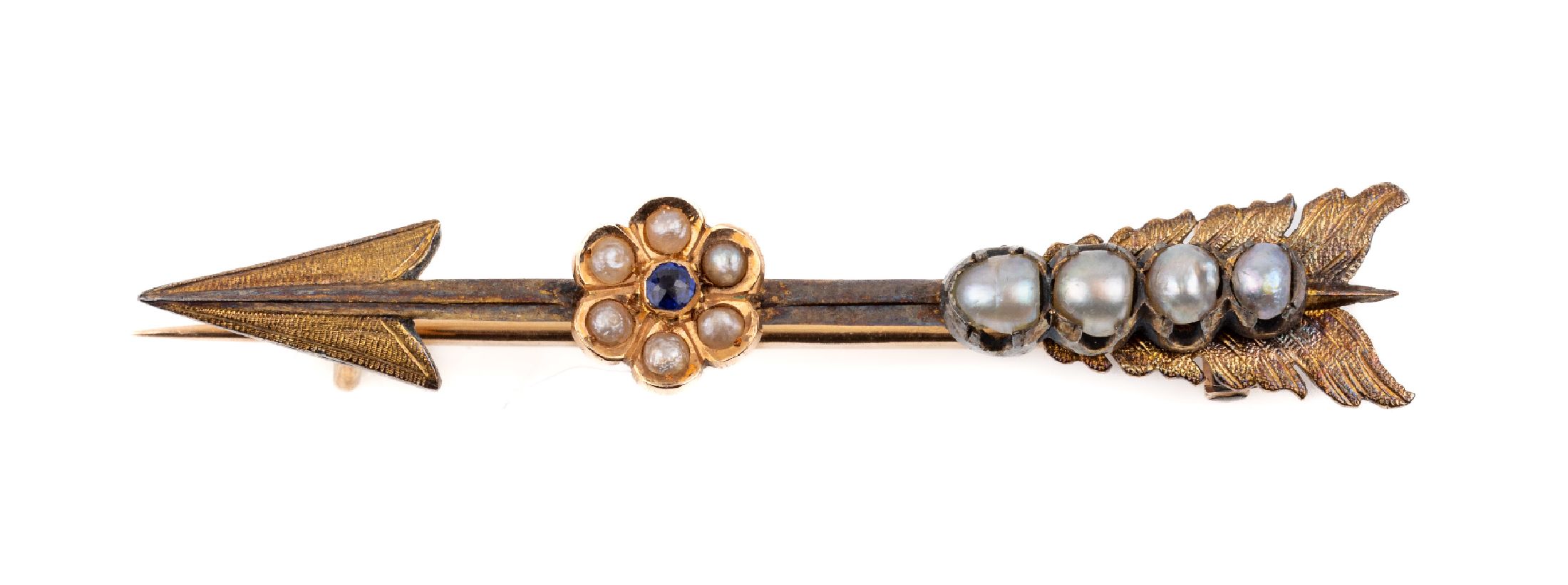 8 kt Gold Perl-Brosche, um 1900, GG 333/000gepr., Darstellung eines Pfeils mit kl. Zuchtperlen, L. ca. 4.5 cm, ca. 3.1 g