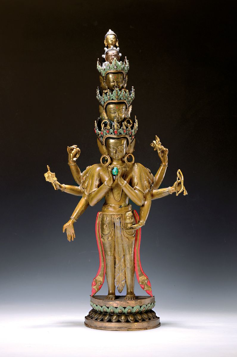 Grosser Avalokiteshvara, Boddhisatva des universellen Mitgefühls, Tibet, 20. Jh., Bronze, 11-gesichtig und mit 8 Armen, vollplastische Skulptur auf ...