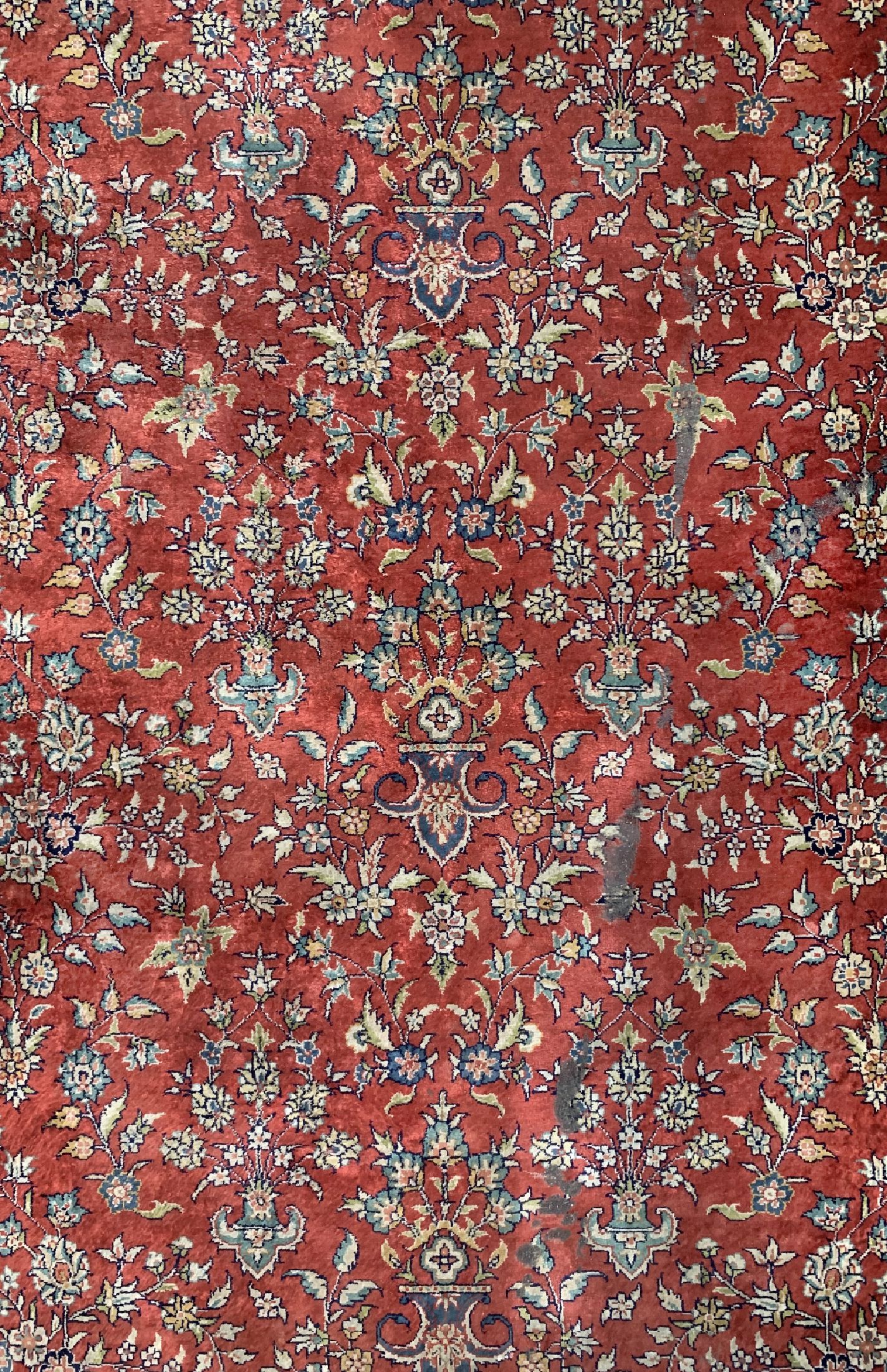 Detail c: Hereke Seide fein, China, ca. 50 Jahre, reine Naturseide, ca. 370 x 80 cm, ca. 1,0 Mio. Kn/qm, Reinigungsbedürftig, EHZ: 2