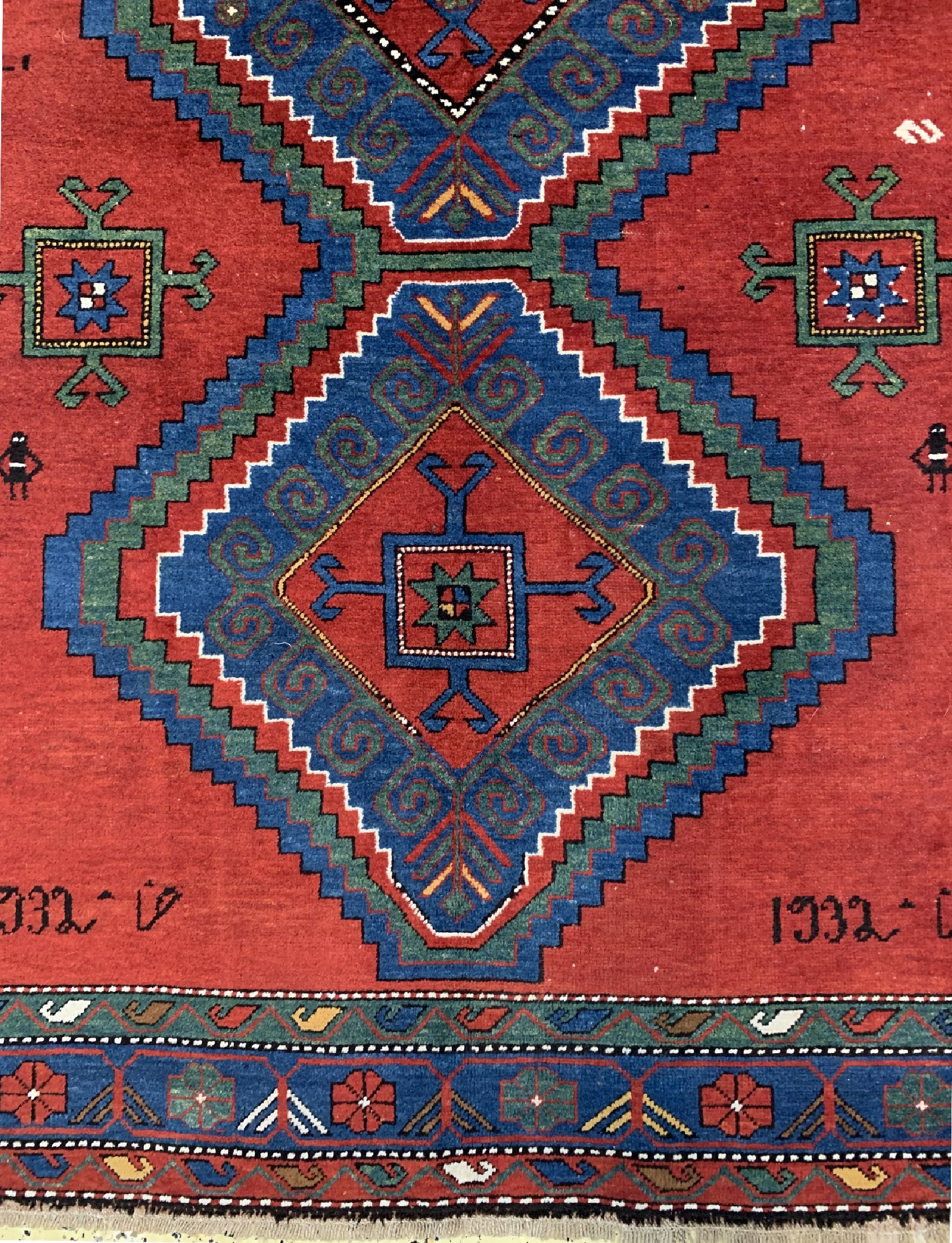 Detail b: Armenischer Kazak, Kaukasus, datiert 1932 , Wolle auf Wolle, ca. 230 x 153 cm, EHZ: 2