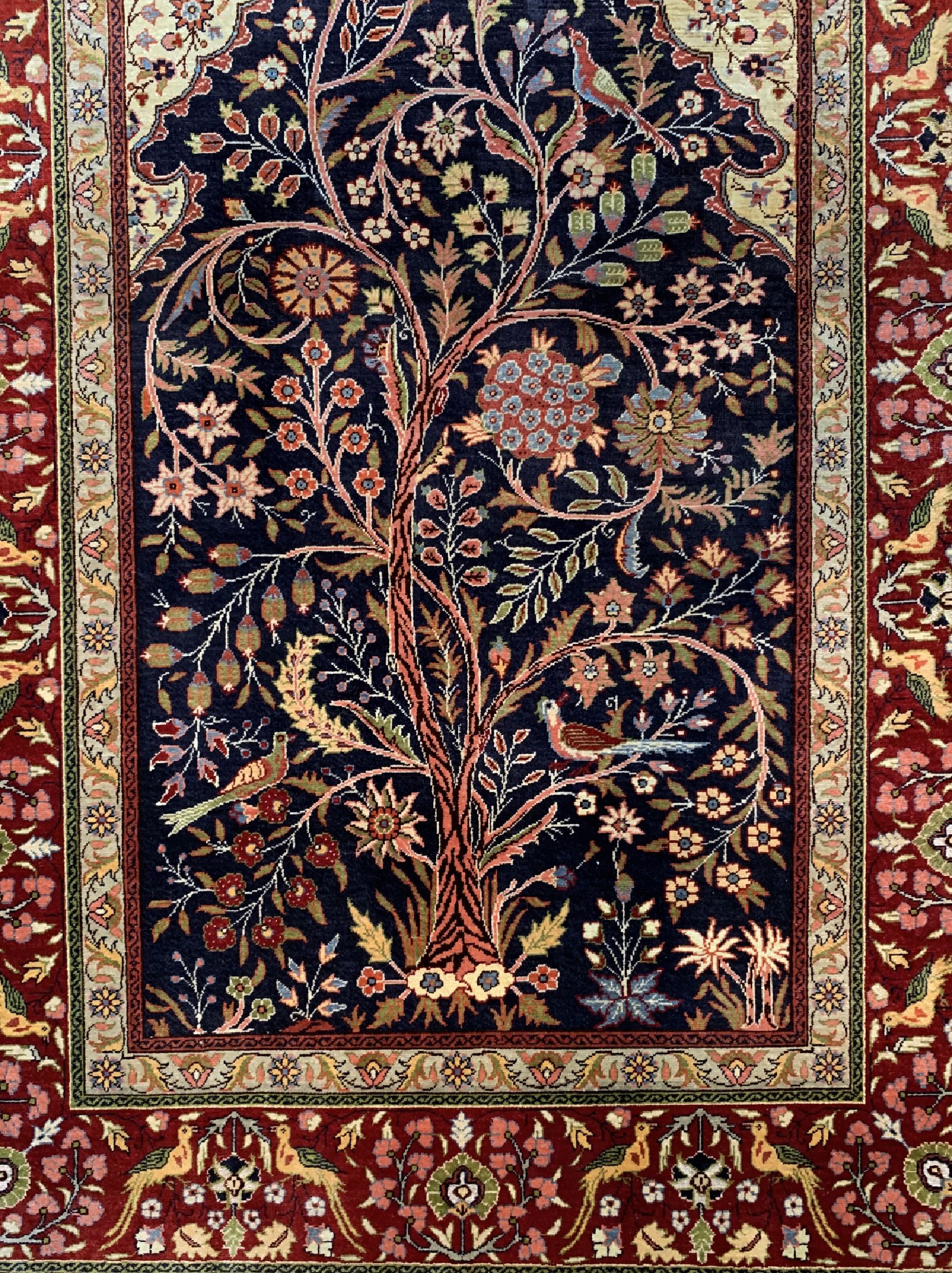Detail b: Kayseri Seide fein, Türkei, um 1950, reine Naturseide, Metallbroschiert, ca. 165 x 103 cm, EHZ: 1