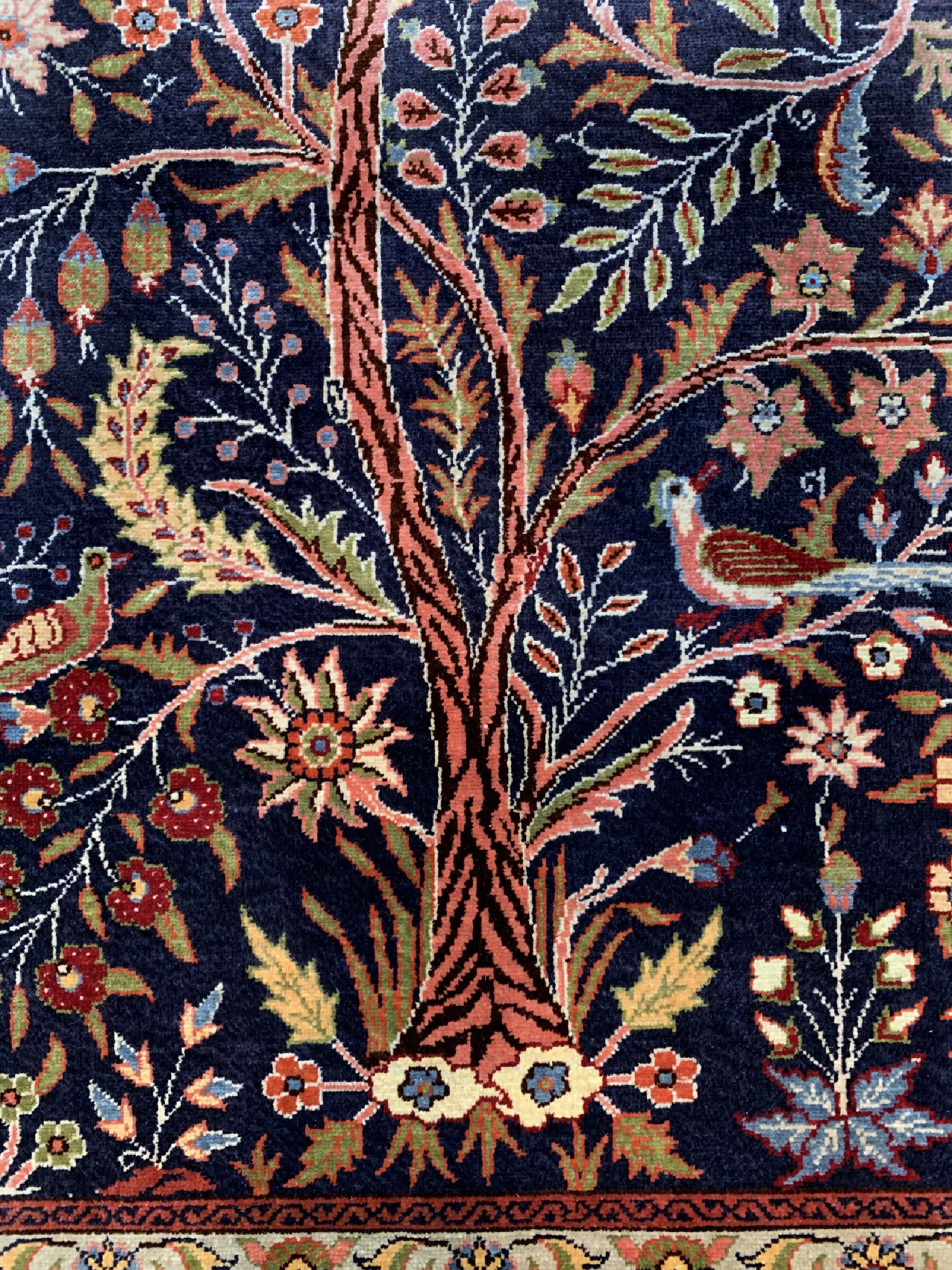 Detail d: Kayseri Seide fein, Türkei, um 1950, reine Naturseide, Metallbroschiert, ca. 165 x 103 cm, EHZ: 1