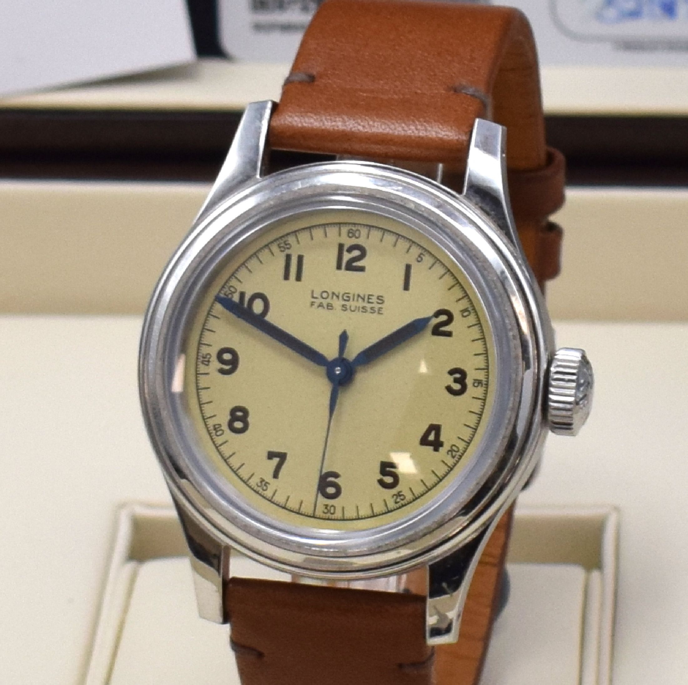 Detail a: LONGINES Heritage Military Marine National Herrenarmbanduhr in Stahl Referenz L2.833.4, Schweiz lt. orig. Papier verk. 05/2021, Automatik, verschr. ...