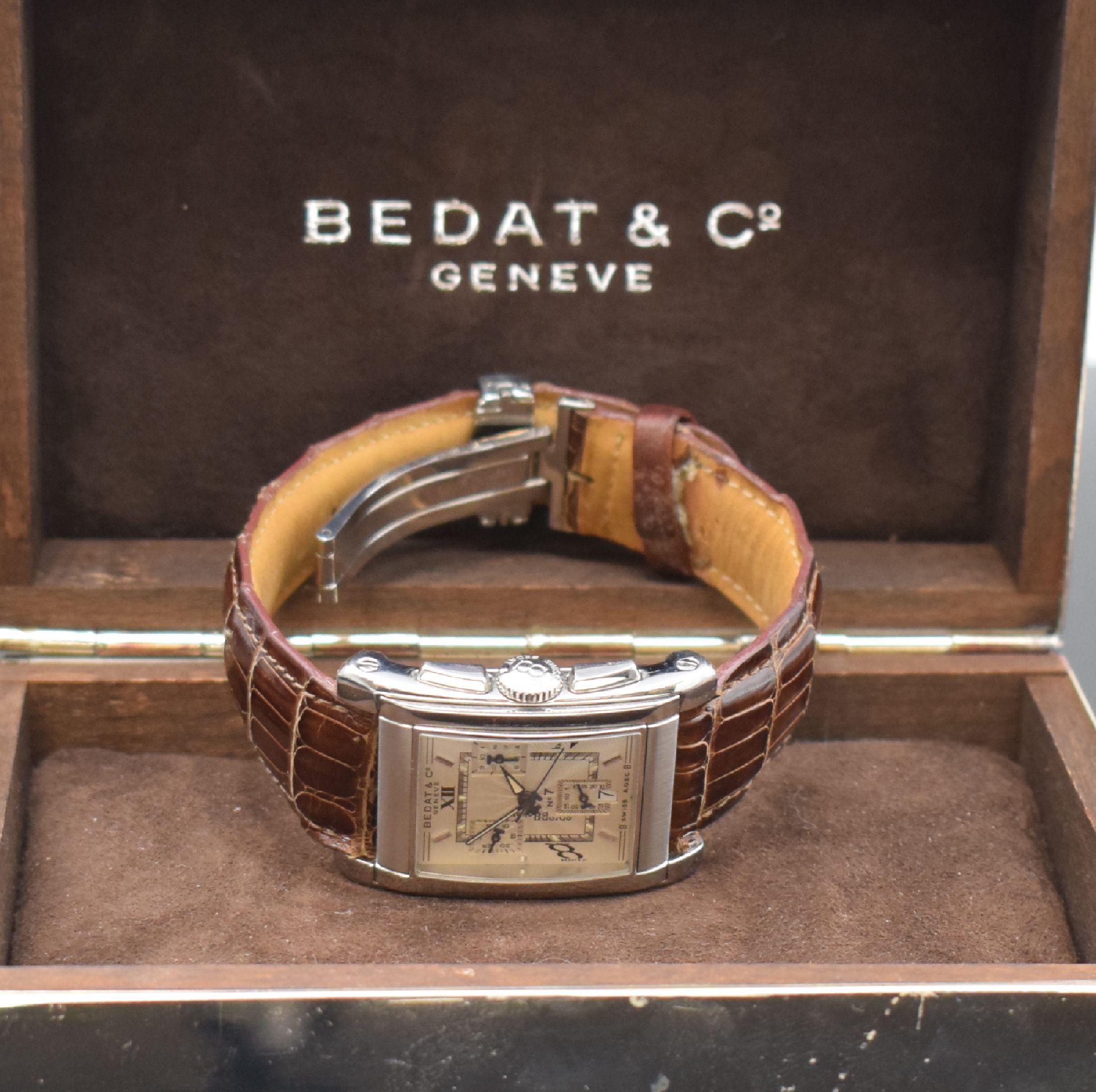 Detail d: BEDAT & Co Geneve Chrono Pocket No. 7 rechteckiger Armbandchronograph in Stahl Referenz 778, Schweiz um 2010, quartz, 4- fach verschr. Geh., Boden m. ...