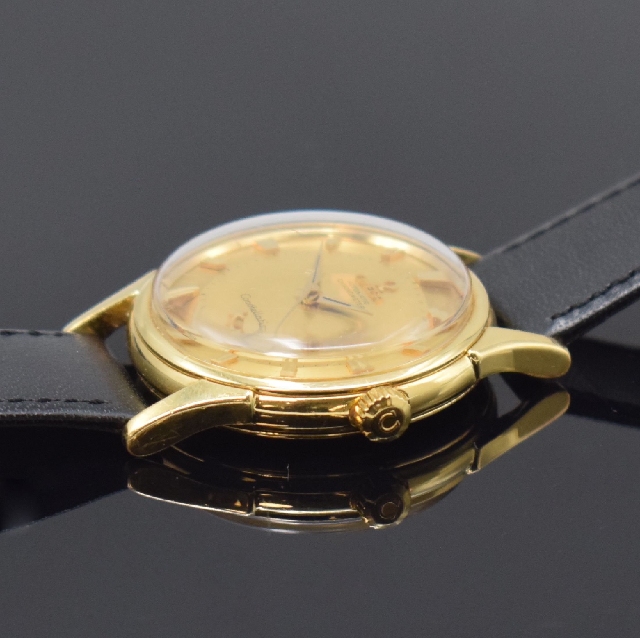 Detail b: OMEGA Constellation Herrenarmbanduhr Referenz 14381/2 SC - 61 mit Werknummer 17991888, Automatik, Schweiz um 1961, GG 750/000, Boden m. Darst. ...