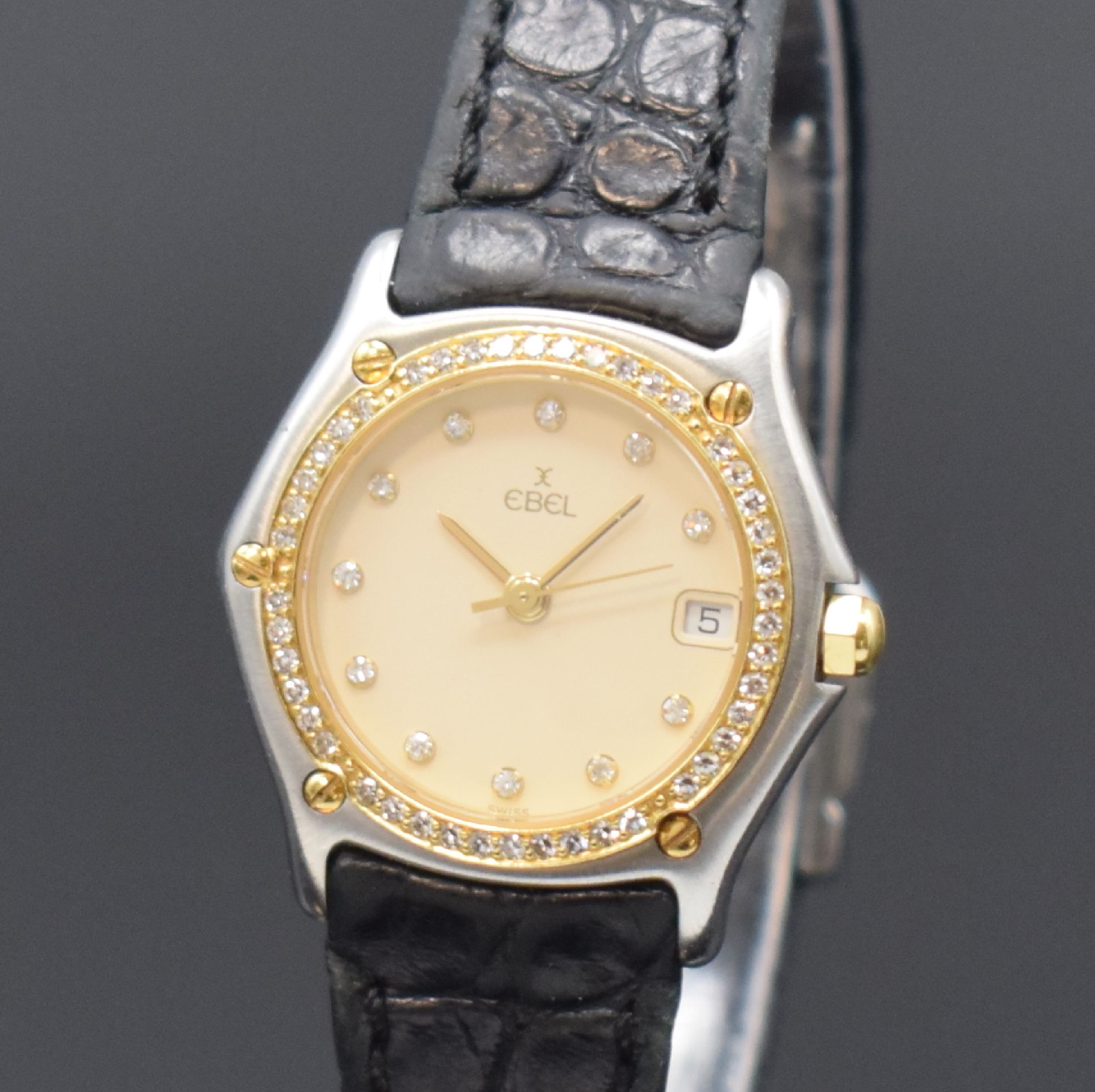 Detail a: EBEL Sport Classique Damenarmbanduhr Referenz 183930 mit Diamanten, Schweiz um 1995, quarz, Edelstahl u. Gold komb., orig. Lederband m. Faltschl., ...