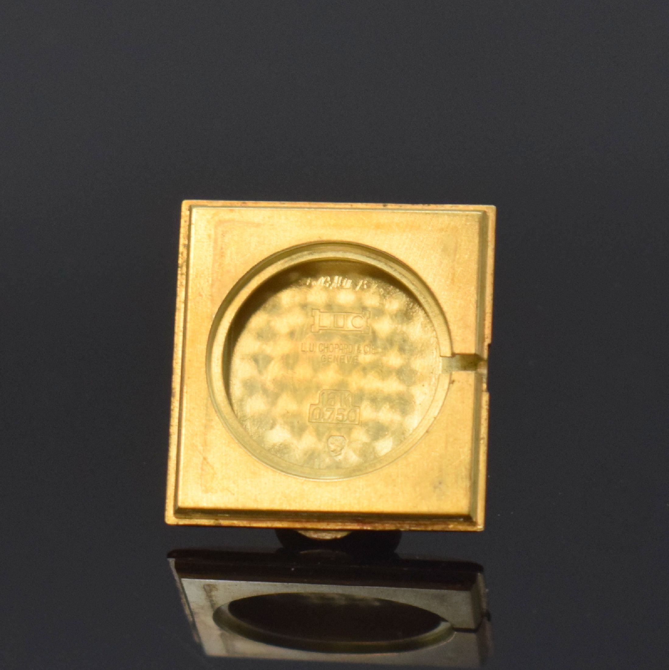 Detail e: CHOPARD Armbanduhr in GG 750/000 Referenz 2012, Schweiz um 1980, Handaufzug, 2-teil. Geh., Boden aufgedr., Schmuckkrone, emailfarb. Zifferbl. m. ...