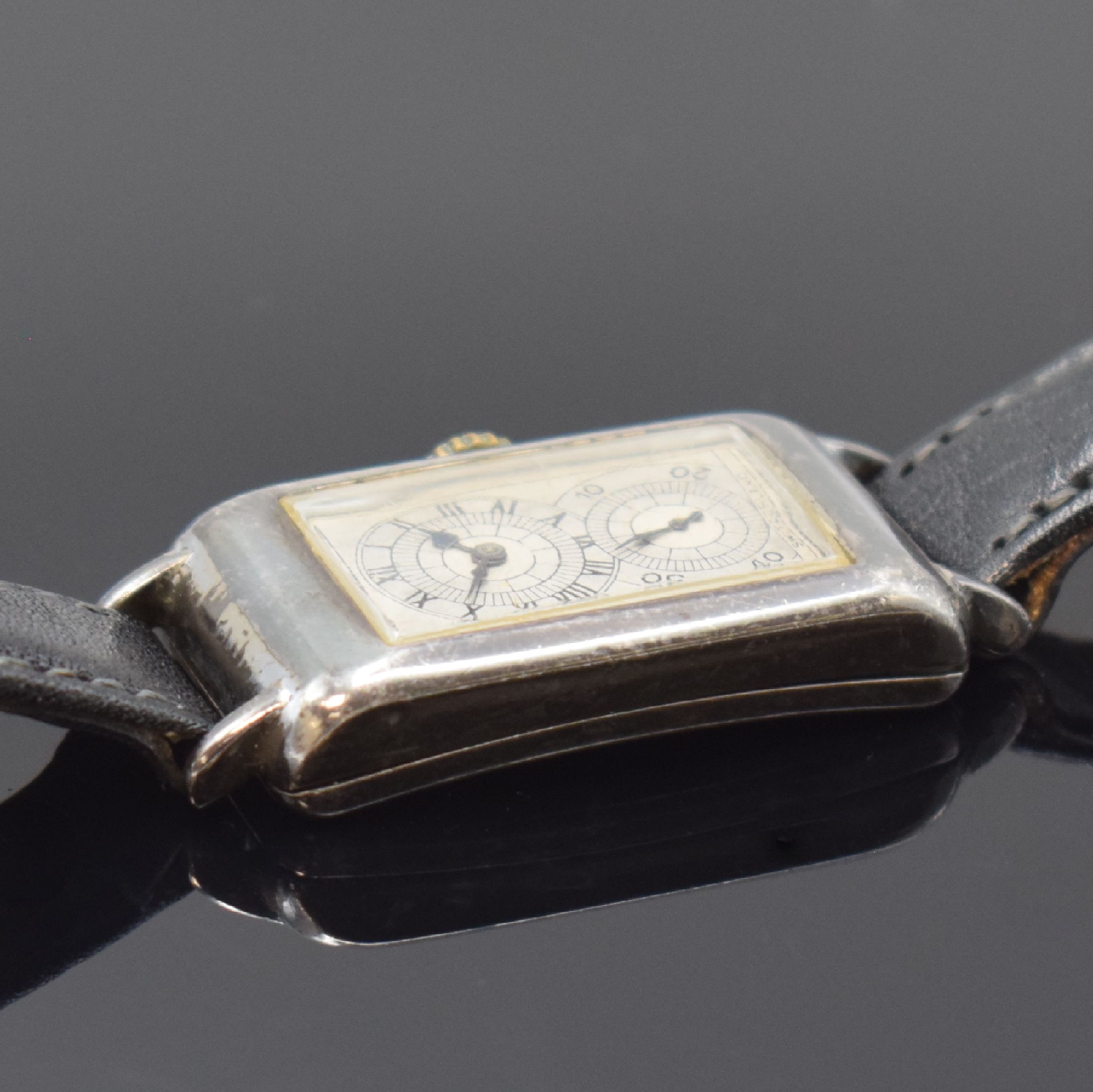 Detail c: ALPINA/GRUEN Armbanduhr in 900er Silber, Schweiz um 1935, Handaufzug, Boden aufgedr., orig. silb. Zifferbl. m. emaillierten Druck f. Std. u. Min., ...