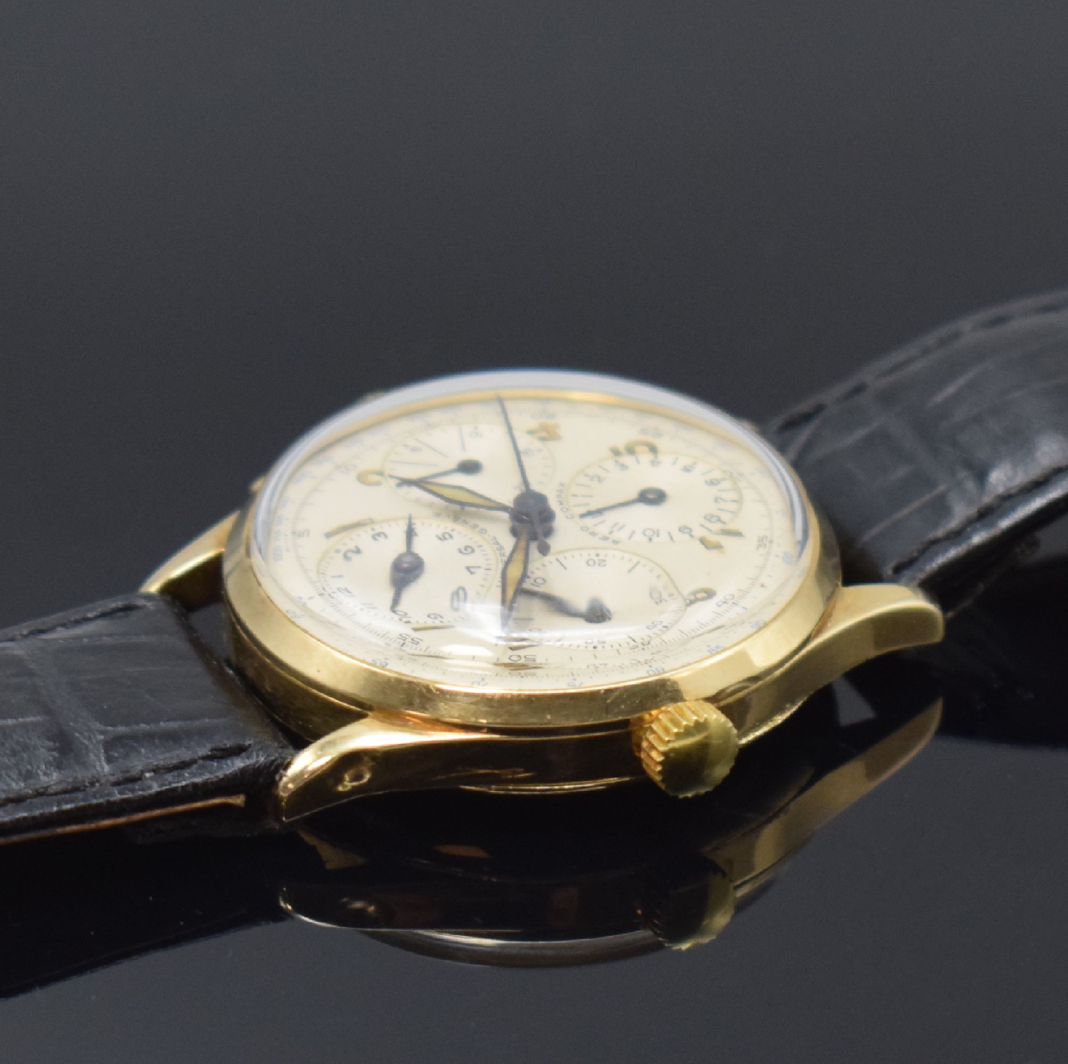 Detail c: UNIVERSAL GENEVE Aero-Compax seltener Schaltradchronograph in GG 585/000, Schweiz um 1945, Handaufzug, Boden u. Glasrand aufgedr., Krone f. Memo-Zeit ...
