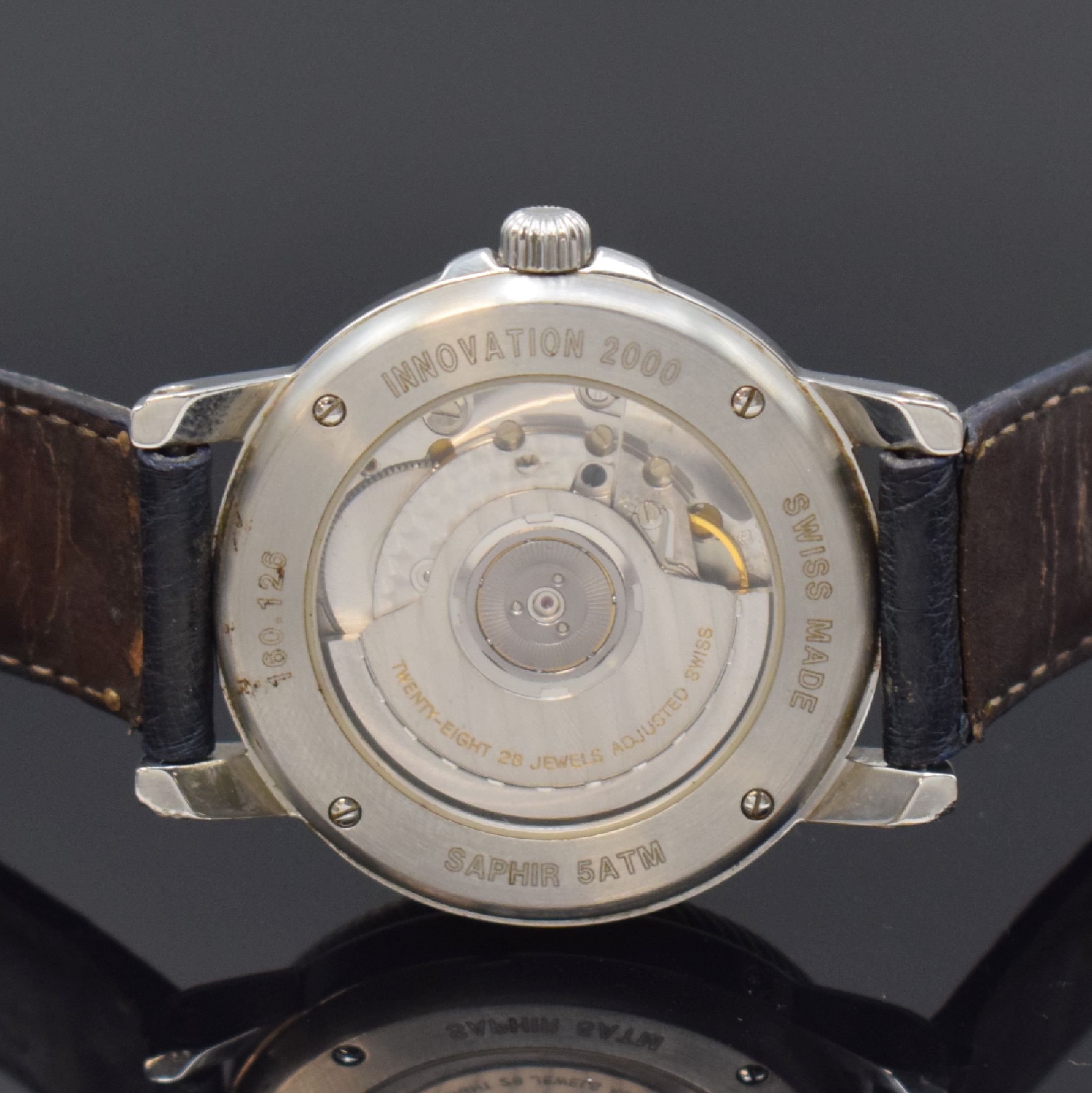 Detail d: JEAN Marcel Herrenarmbanduhr Innovation 2000 in Stahl, Schweiz um 2003, Automatik, beids. vergl. Geh., Boden 4-fach verschr., orig. Lederband (zu ...