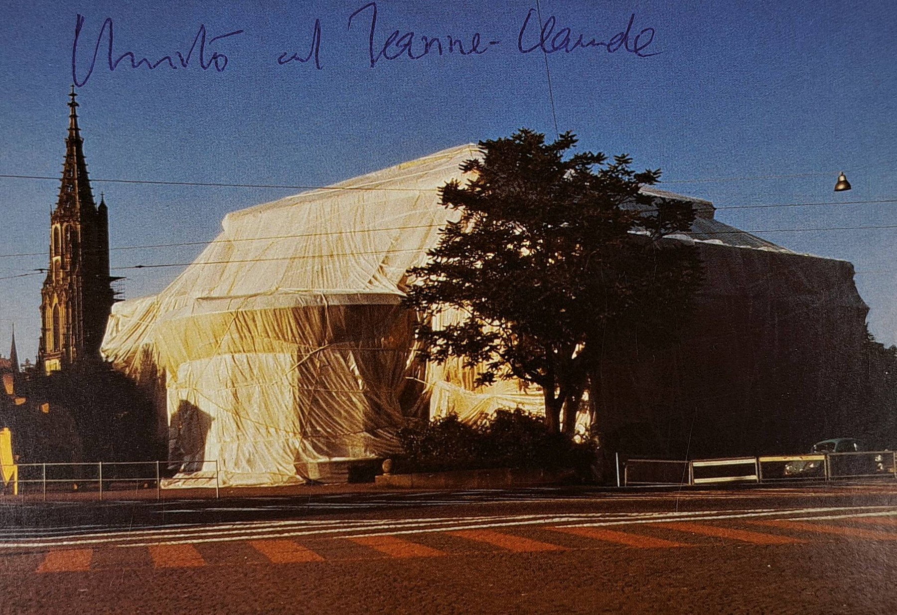 Christo und Jean-Claude, Konvolut aus 3 Offsets auf 3 verschiedenen Projekten, "Wrapped Kunsthalle Bern, Switzerland", hansign von Christo ...