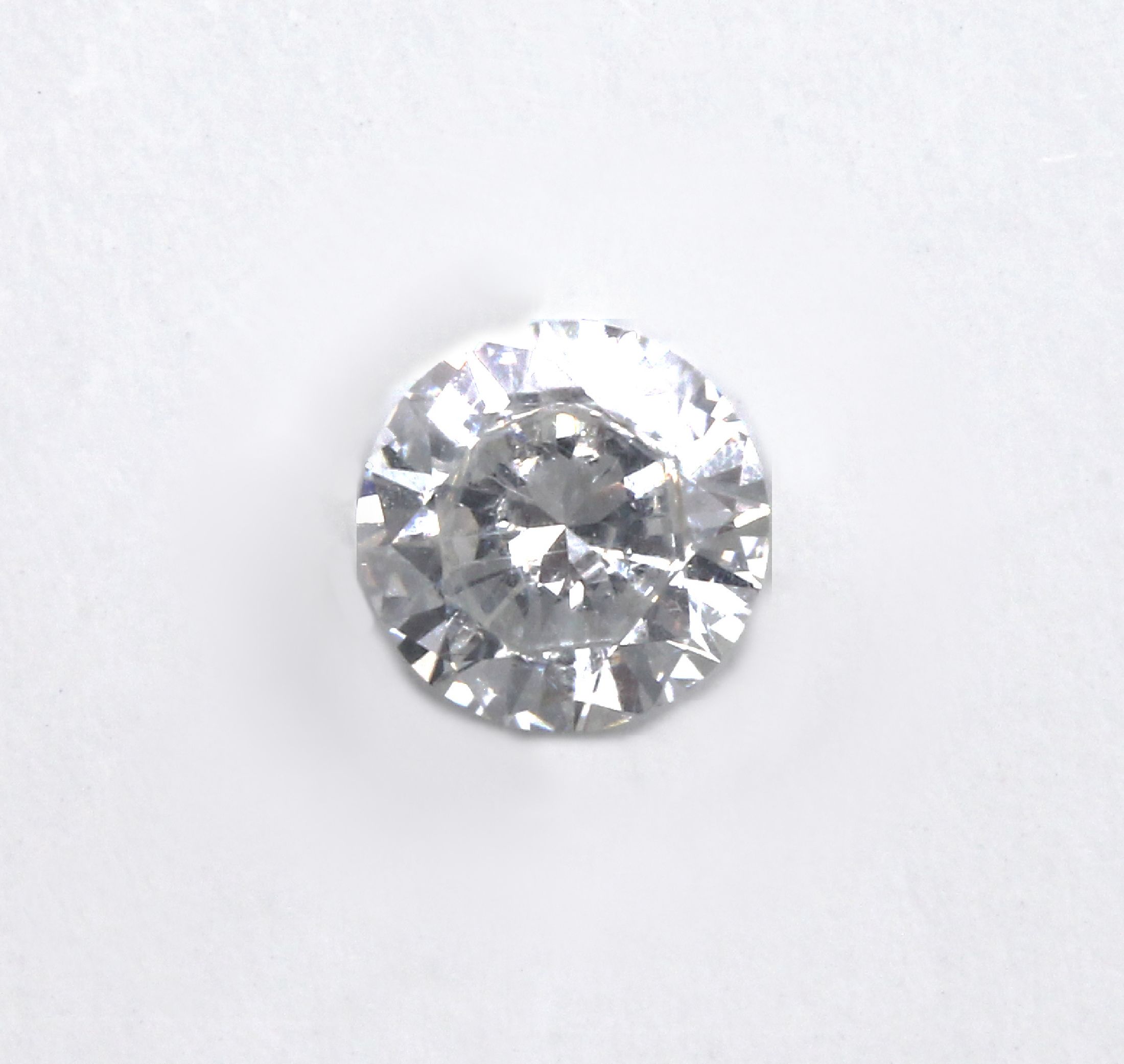 Detail a: Loser Brillant, 0.85 ct feines Weiß (F)/lupenrein, lt. IGI Report 08/1995, verschweißt