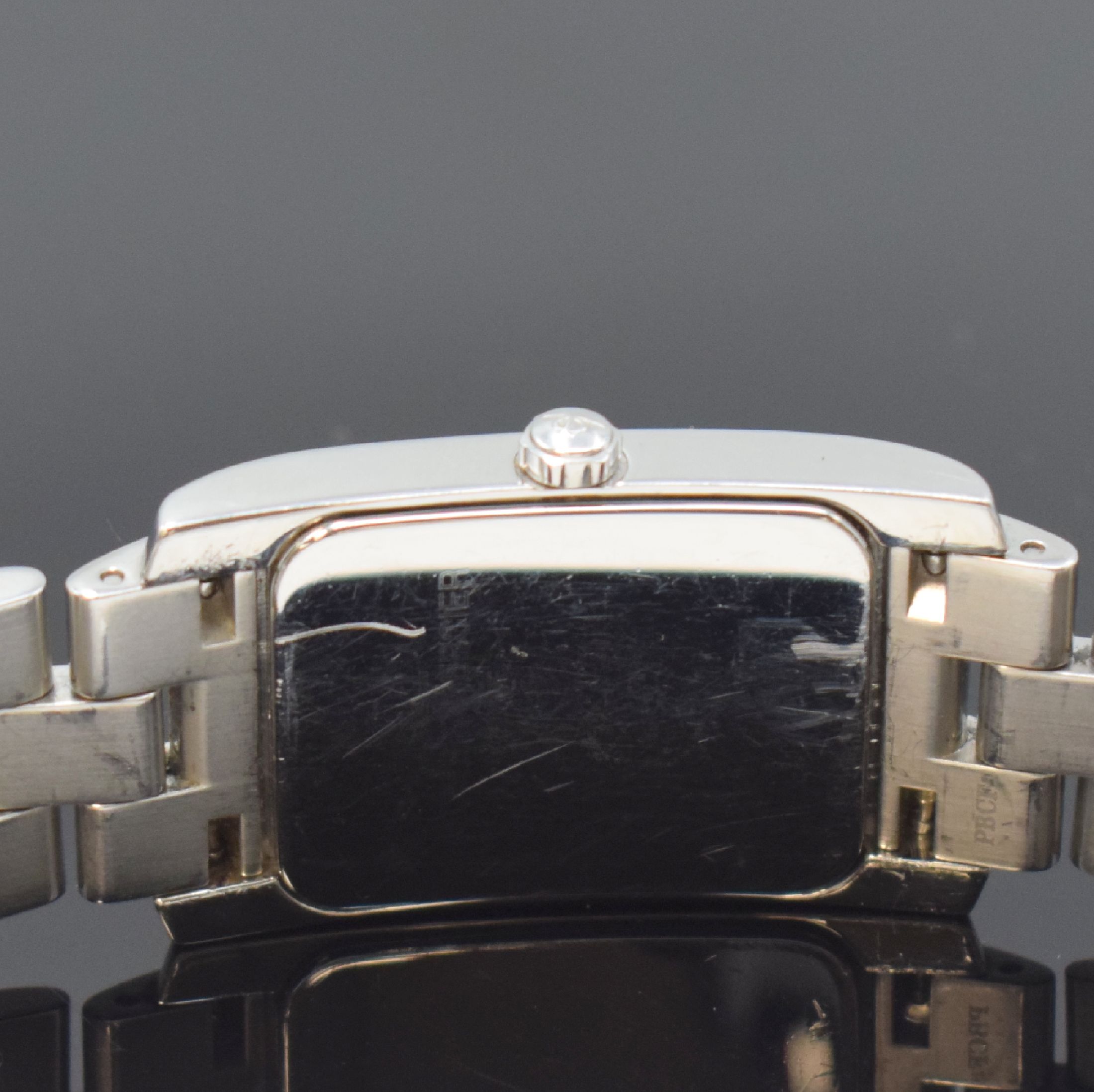 Detail d: BAUME & MERCIER Armbanduhr Serie Hampton Referenz MV045063, Schweiz um 2002, quarz, Edelstahlgeh. inkl. Gliederband m. dopp. Faltschließe, ...