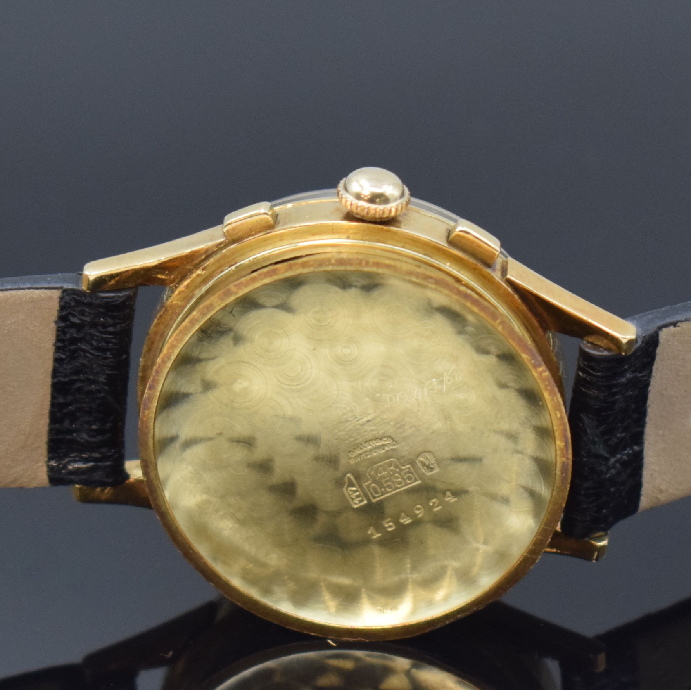 Detail f: GALLET Herrenarmbanduhr mit Chronograph und Kalender Kaliber Valjoux 72C in GG 585/000, Schweiz um 1950, Handaufzug, 3-teil. Gehäuse, Boden u. ...