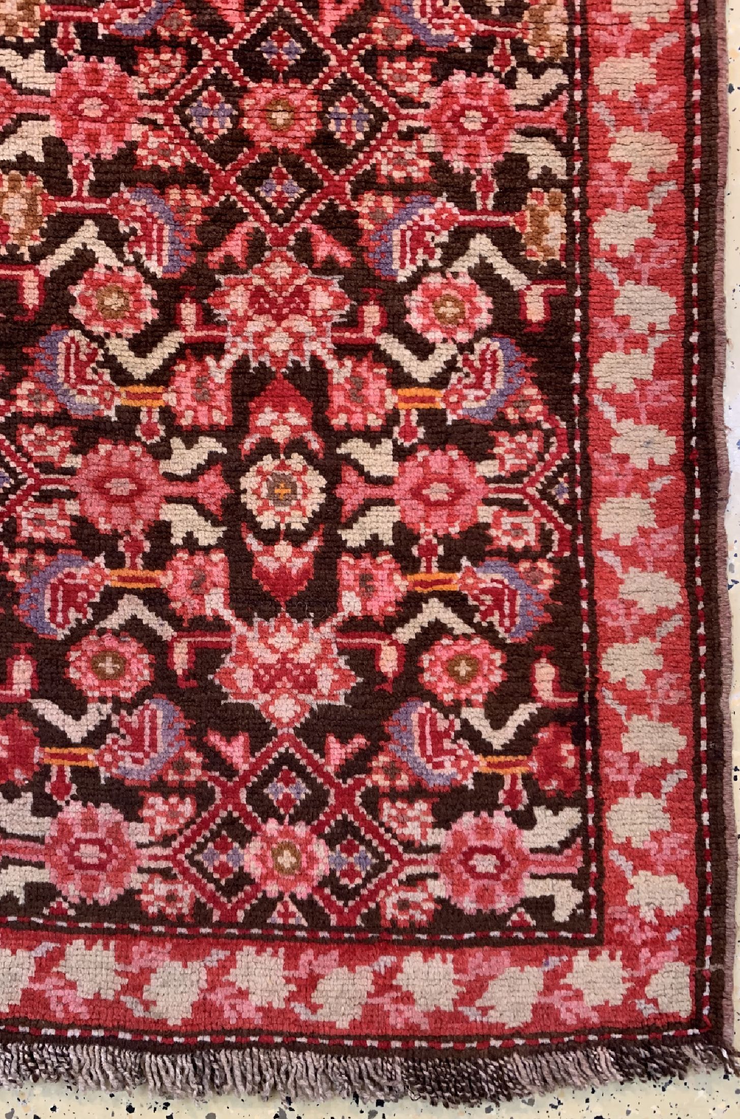 Detail a: Karabagh alt, Kaukasus, um 1940, Wolle auf Wolle, ca. 477 x 107 cm, EHZ: 2-3