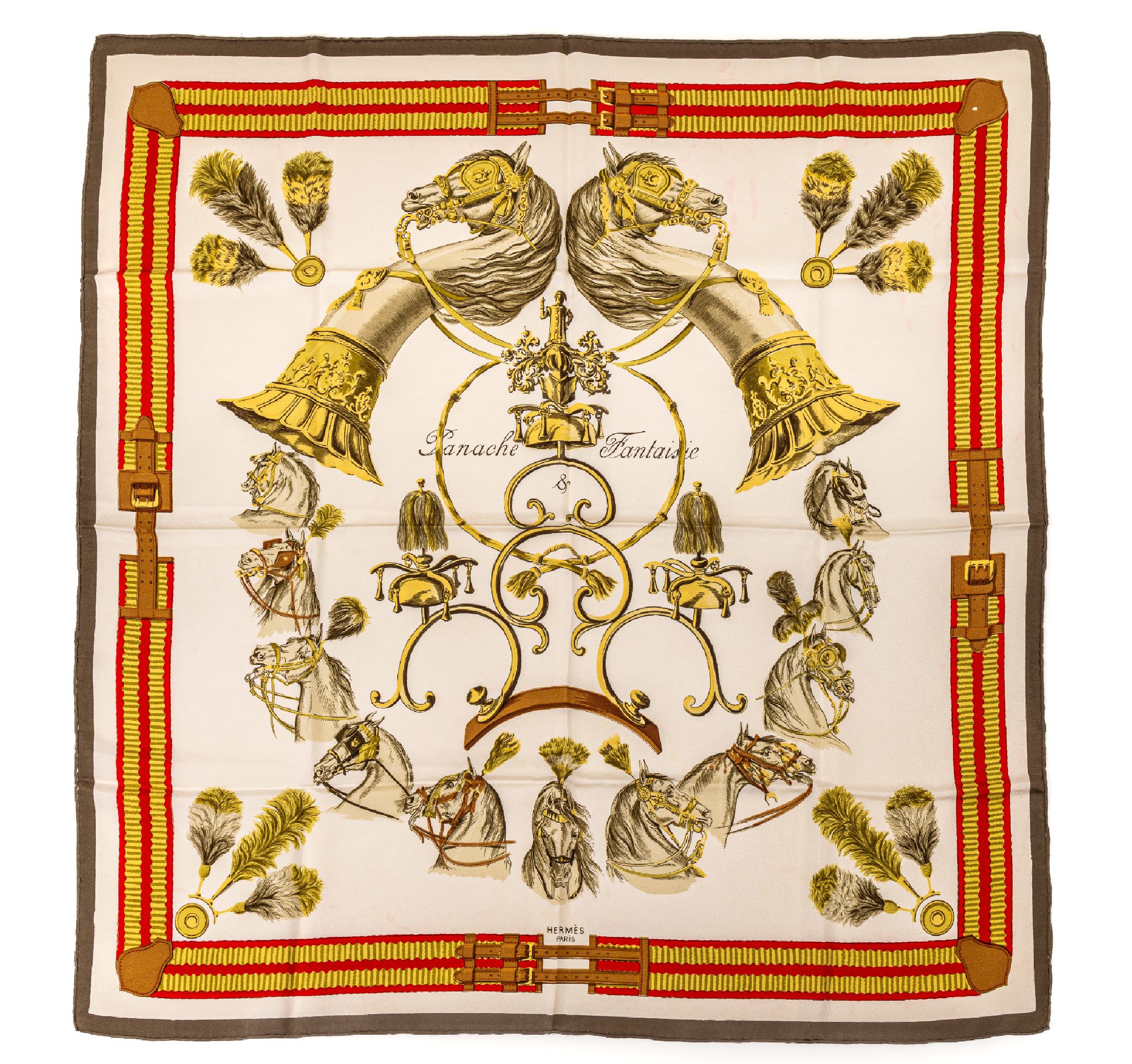 Detail a: Konvolut 2 Hermes Carrees, Made in France, 100 % Seide, 1 x Ludovicus Magnus, weiß- grundig mit reichem goldf., blauen und beigef.Elementen, sign. ...