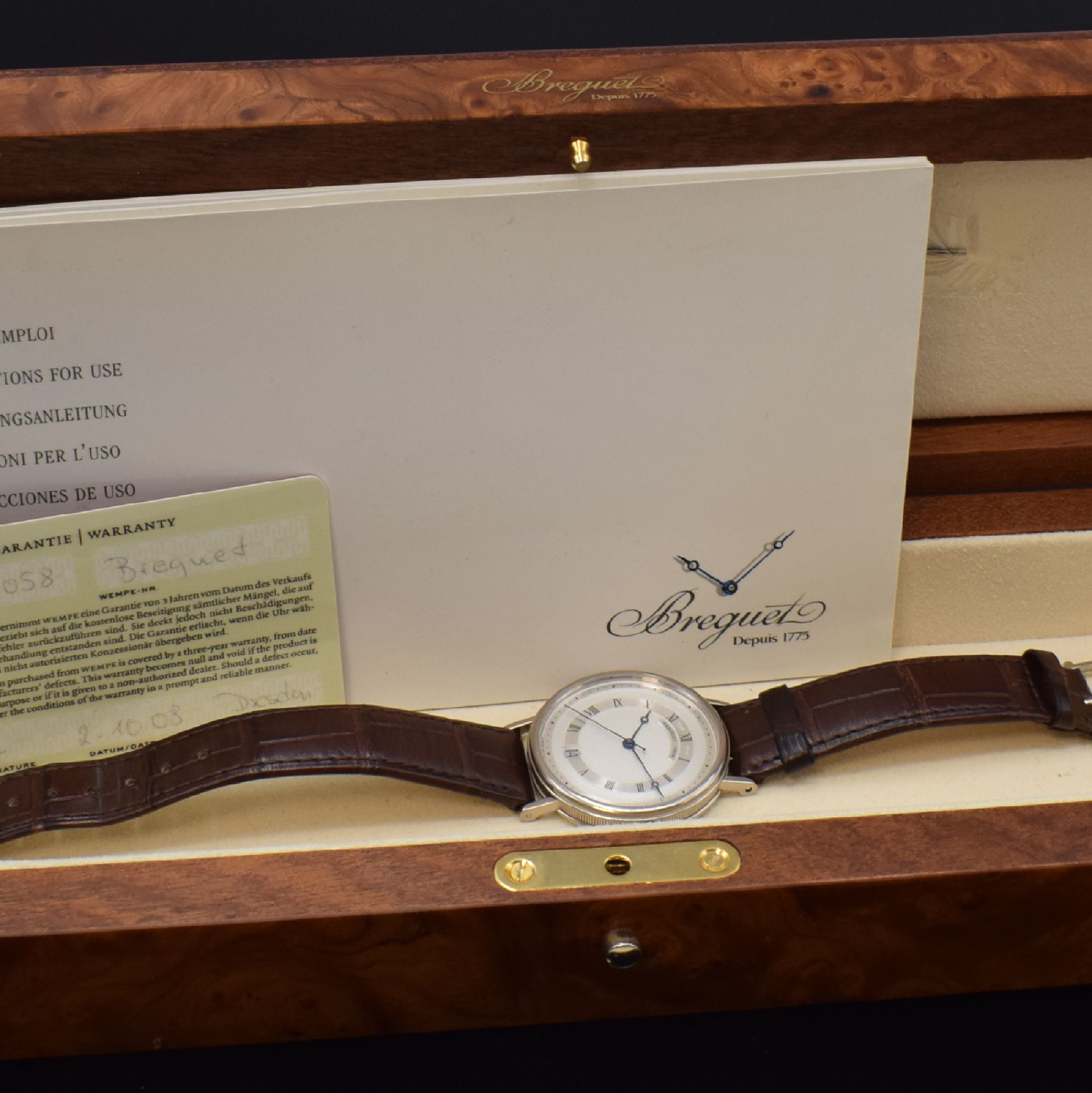 Detail g: BREGUET Classique feine Armbanduhr Referenz 5930 in WG 750/000, Automatik, Schweiz um 2008, 3-teil. Geh., Boden und Glasrand aufgedr., Münzrand, ...
