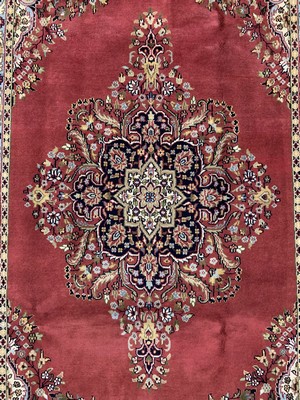 26694495b - Saruk, India, approx. 40 years, wool on cotton, approx. 310 x 186 cm, condition: 1-2. Rugs, Carpets & Flatweaves