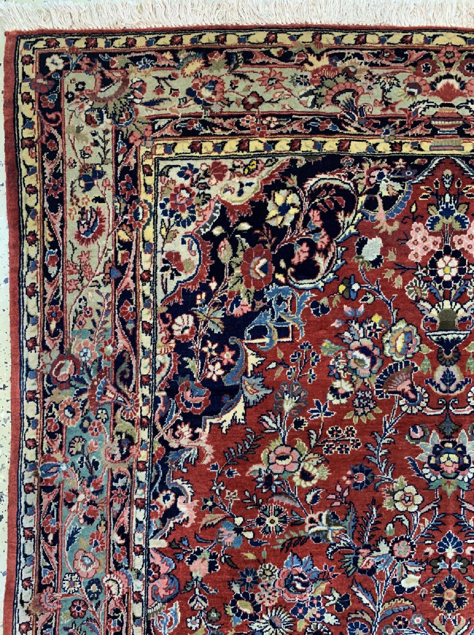 Detail d: Sarogh Kork fein, Persien, ca. 50 Jahre, Korkwolle auf Baumwolle, ca. 212 x 140 cm, gereinigt, EHZ: 1-2, (Fransen erneuert).