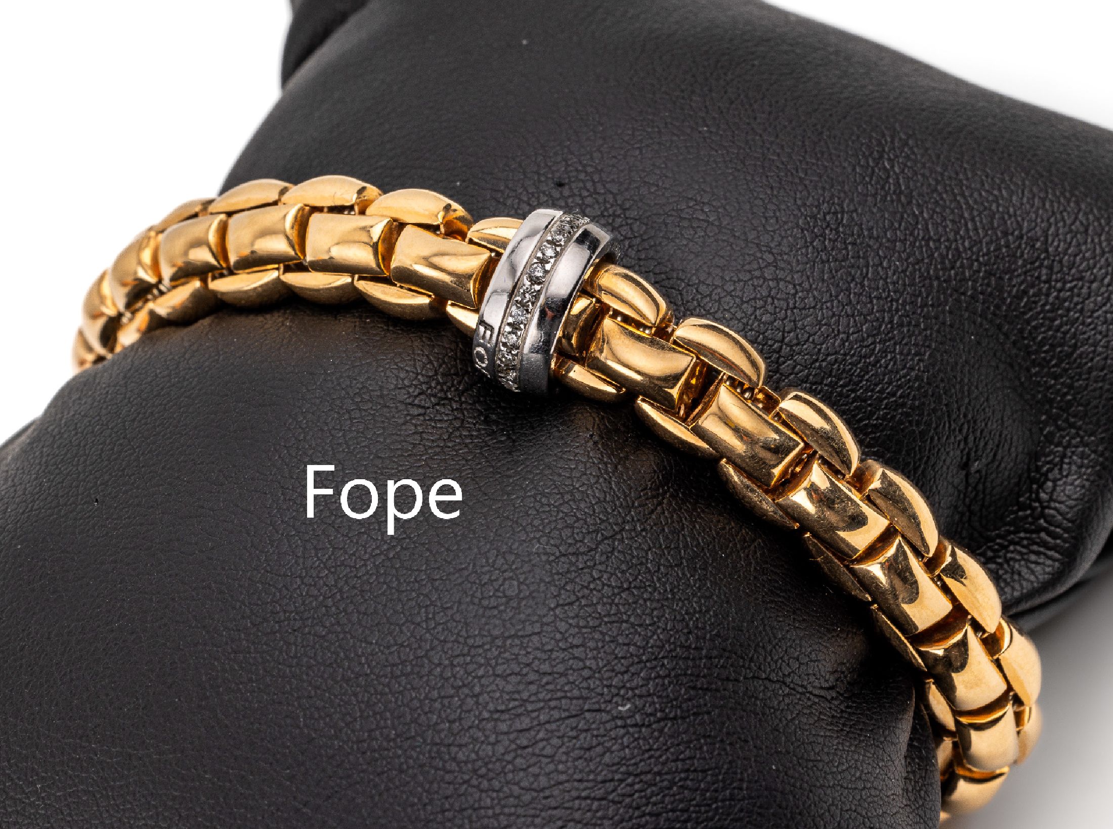 18 kt Gold FOPE Brillant-Armband Flex'it, RG/WG 750/000, Brillanten zus. ca. 0.15 ct feines Weiß/vs, D ca. 5.5 cm, total ca. 31.3 g