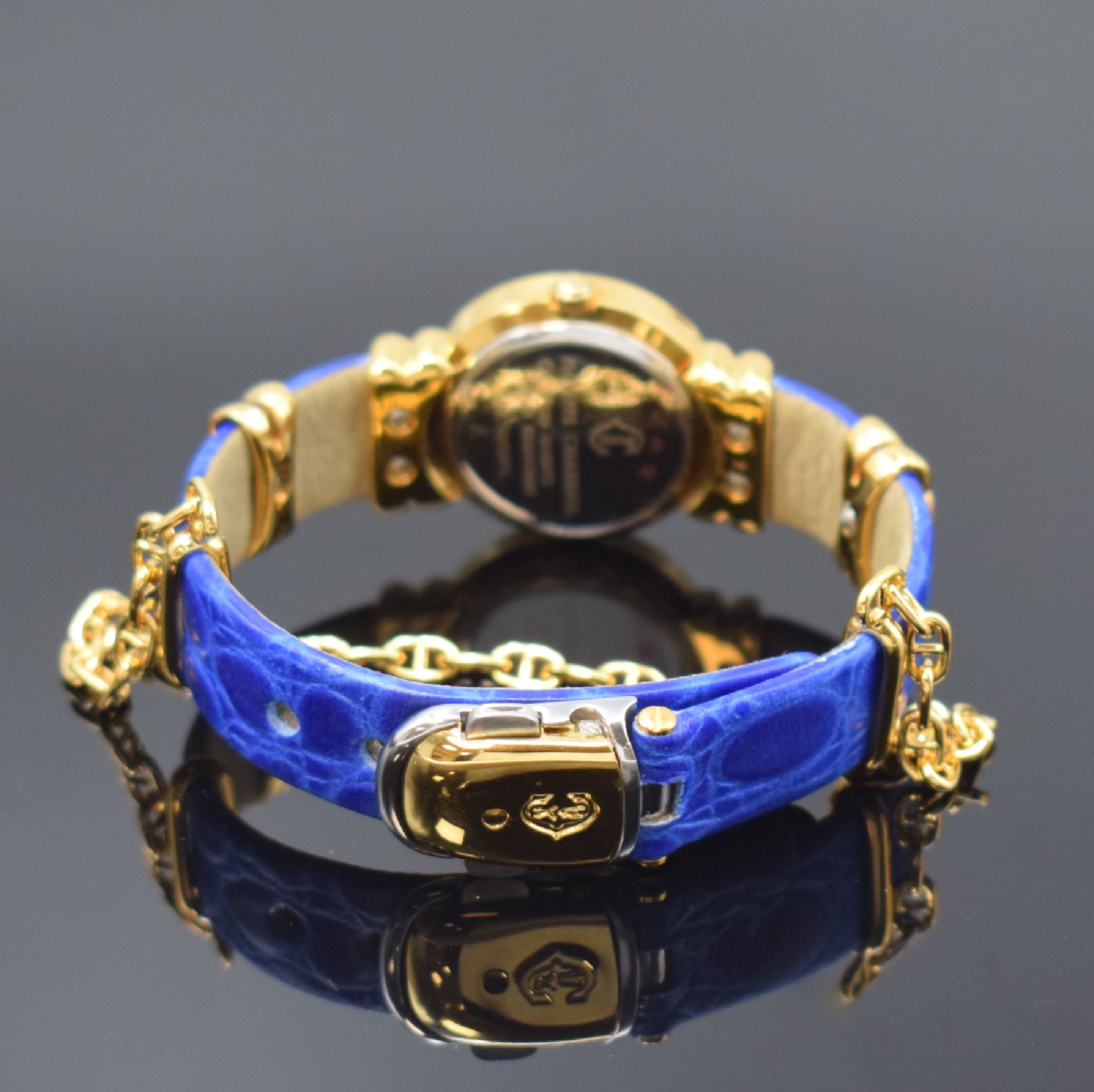 Detail b: PHILIPPE CHARRIOL St. Tropez ungetragene Damenarmbanduhr Referenz S28.92, Schweiz um 1995, quarz, verg. Gehäuse, Stahlboden aufgedr., orig. ...