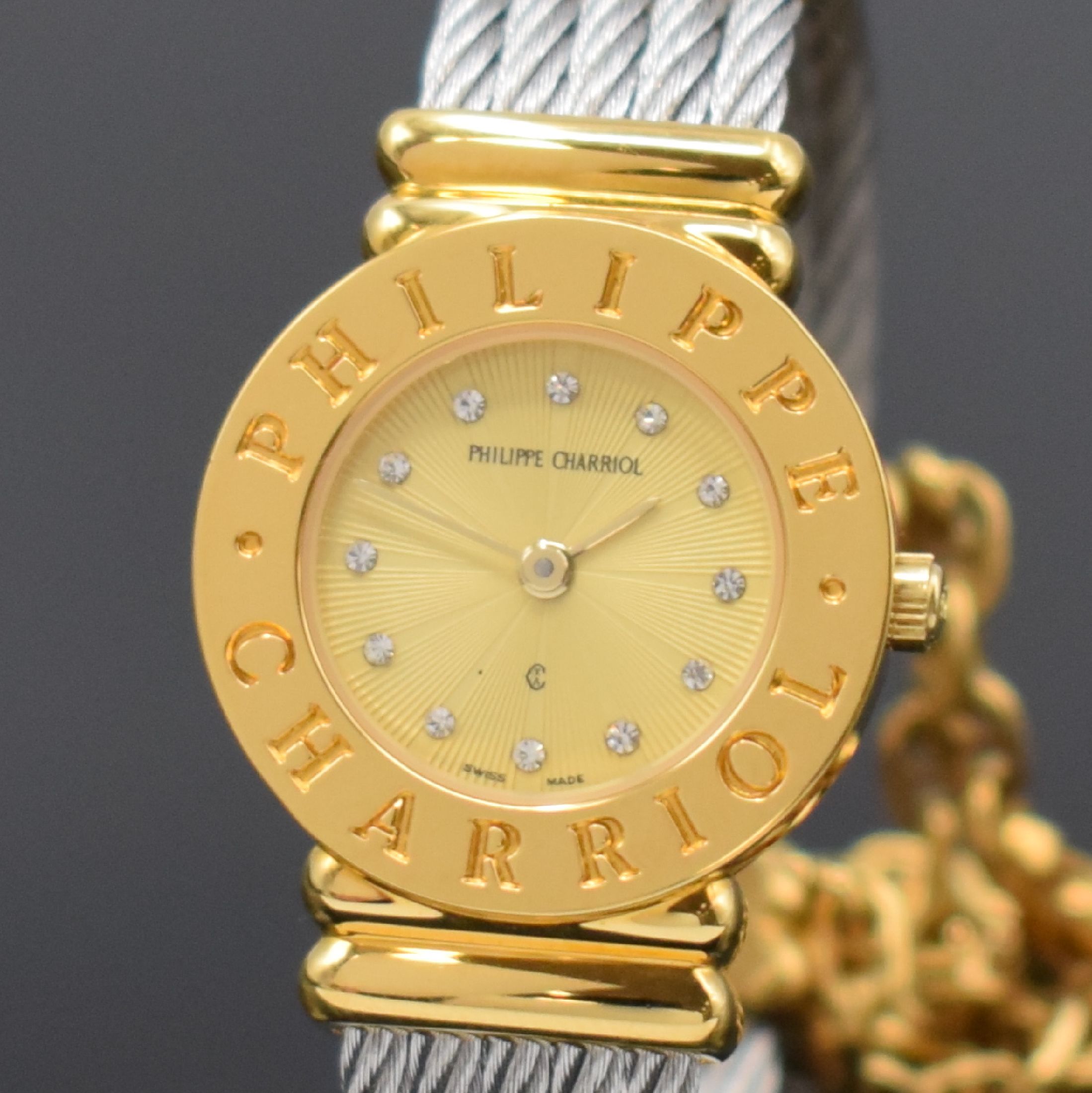 Detail a: PHILIPPE CHARRIOL St. Tropez Damenarmbanduhr Referenz S28.92, Schweiz um 1995, quarz, verg. Gehäuse, Stahlboden aufgedr., orig. Spangenband, gold. ...