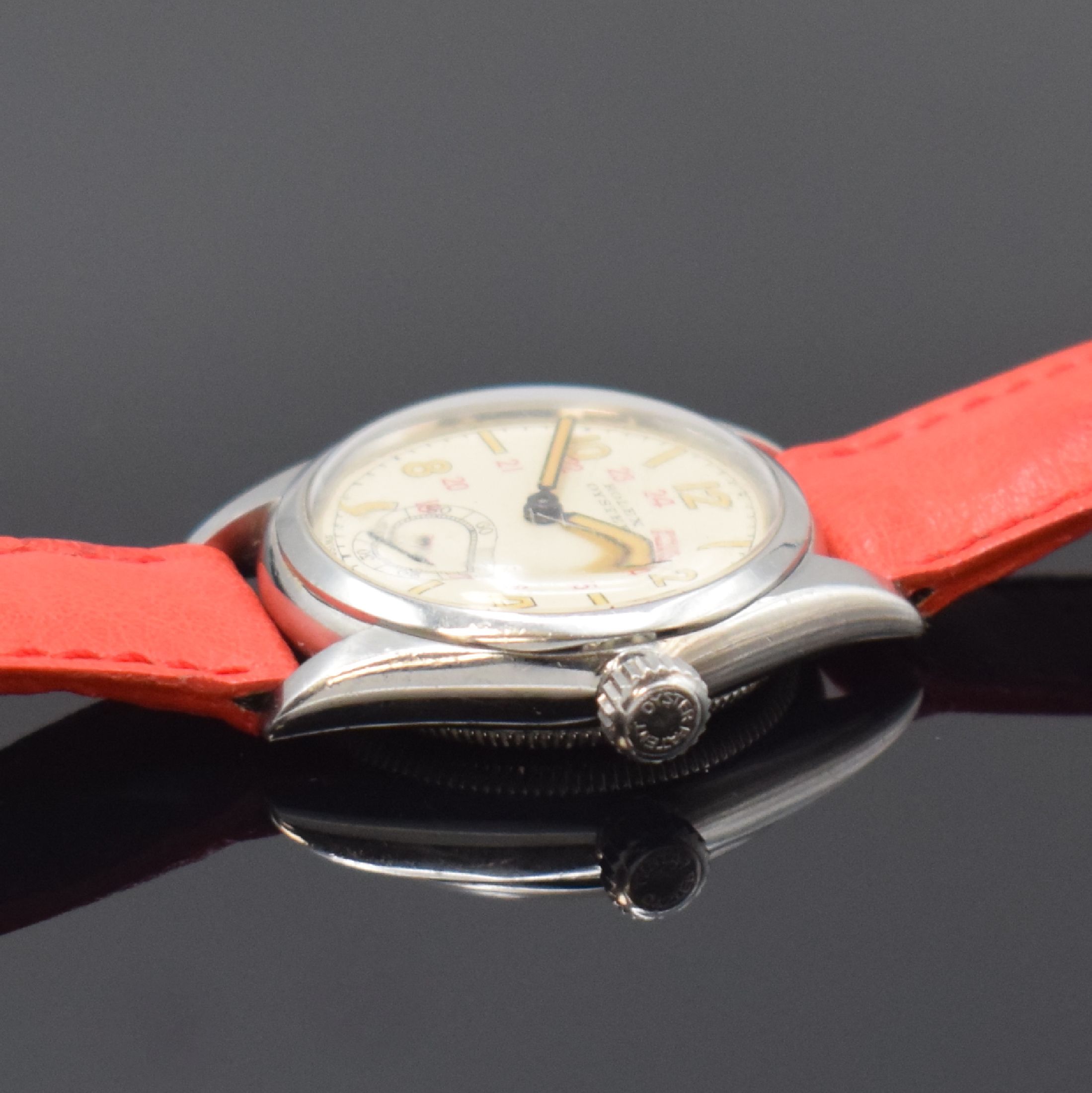 Detail b: ROLEX Oyster Armbanduhr in Stahl Referenz 3121, Schweiz um 1941, Handaufzug, verschr. Oystergeh., Zifferbl. m. 12/24-Std.-Anzeige rest., gebl. ...