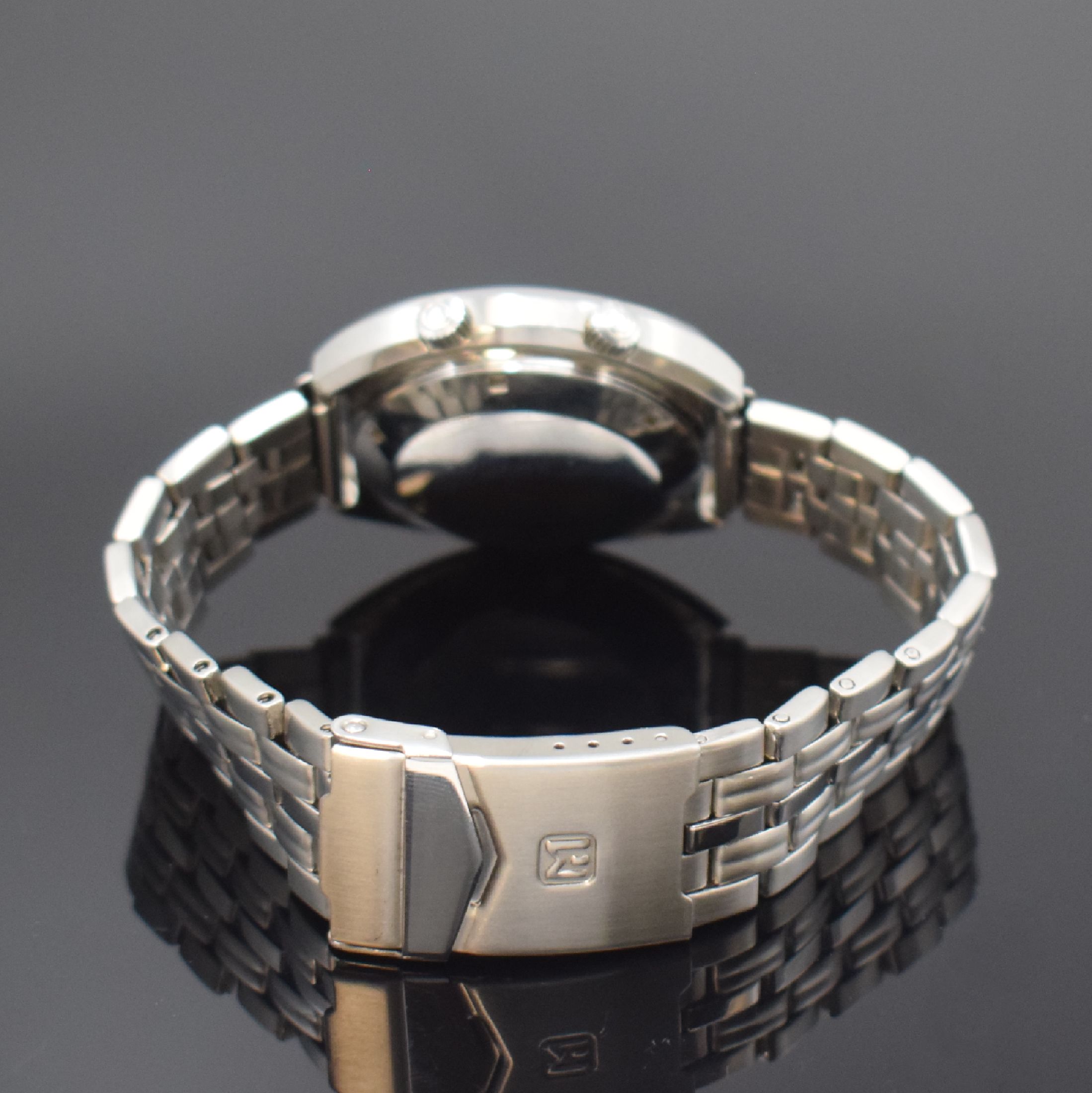 Detail b: CERTINA Automatik Armbanduhr mit Wecker in Stahl, Schweiz um 1975, Boden verschr., neutr. Stahlband, blaues Zifferbl. m. silb. Leuchtindizes, silb. ...