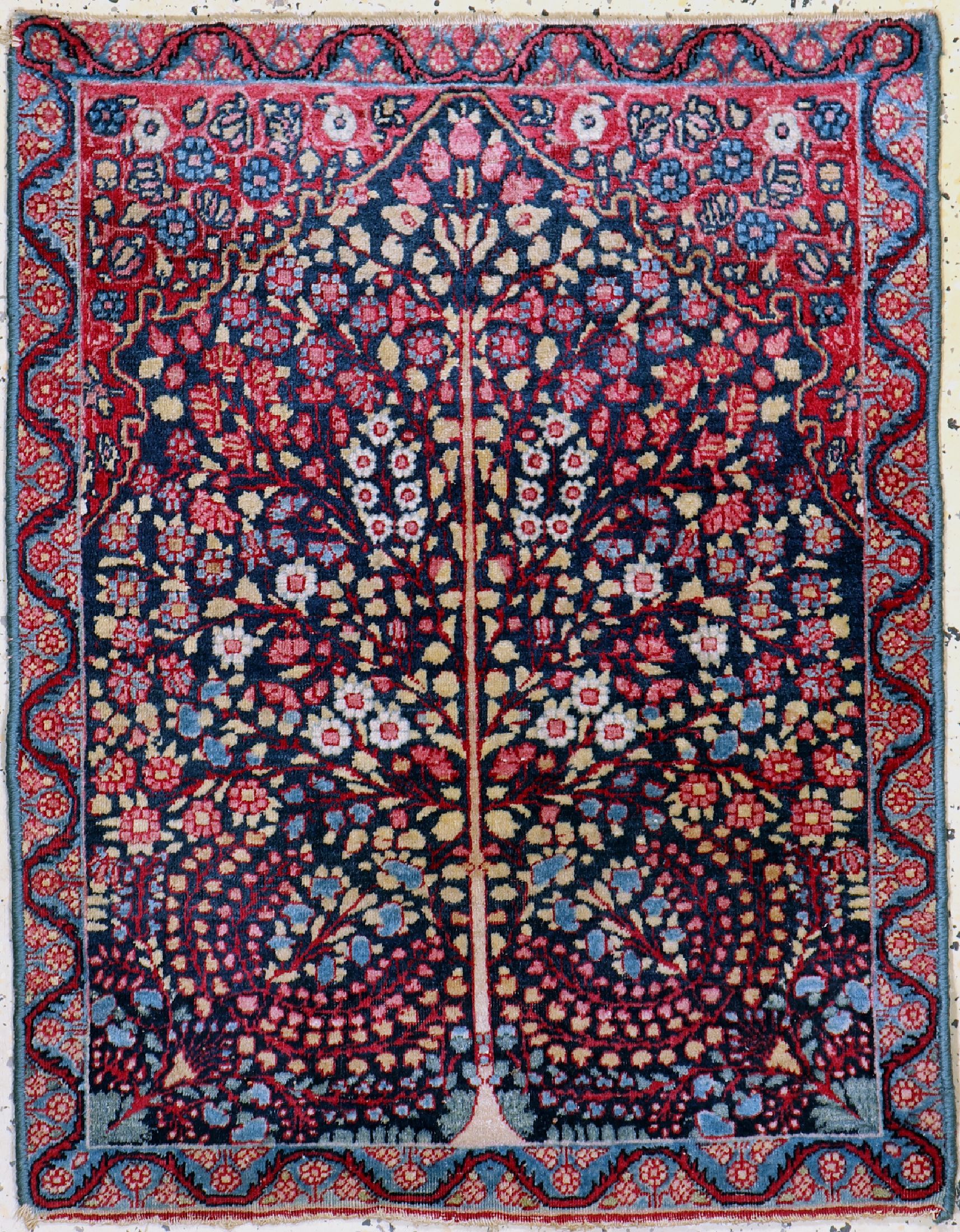 Antiker Kerman Lawar, Persien, um 1900, Wolle auf Baumwolle, ca. 70 x 60 cm, EHZ: 2