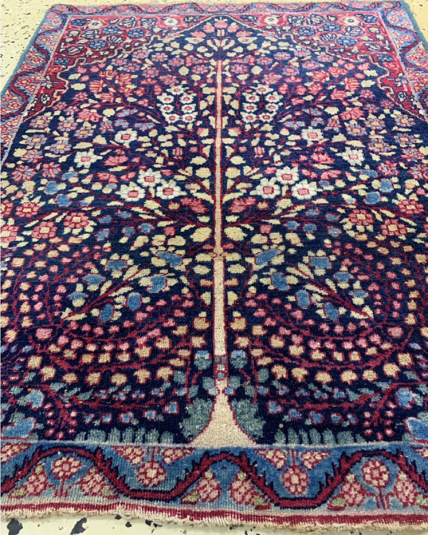 Detail c: Antiker Kerman Lawar, Persien, um 1900, Wolle auf Baumwolle, ca. 70 x 60 cm, EHZ: 2