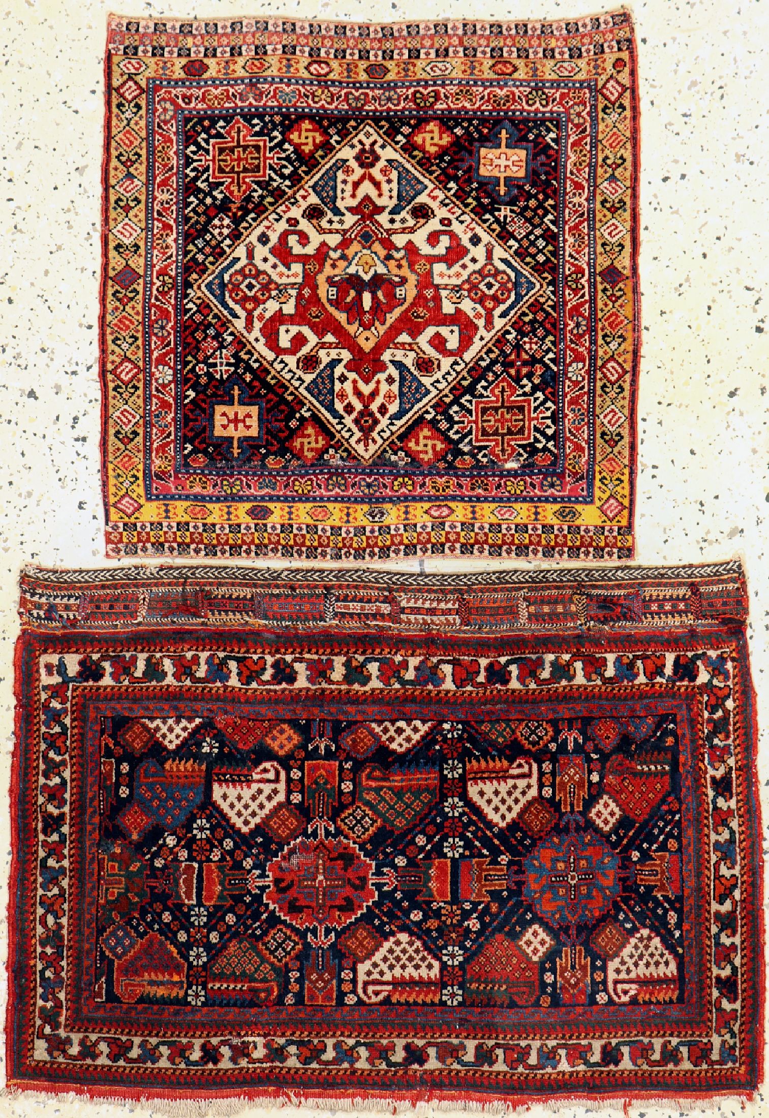 2 Antiker Taschenfront, Persien, um 1900, Wolle auf Wolle, ca. 87 x 60 cm & ca. 62 x 62 cm, EHZ: 4