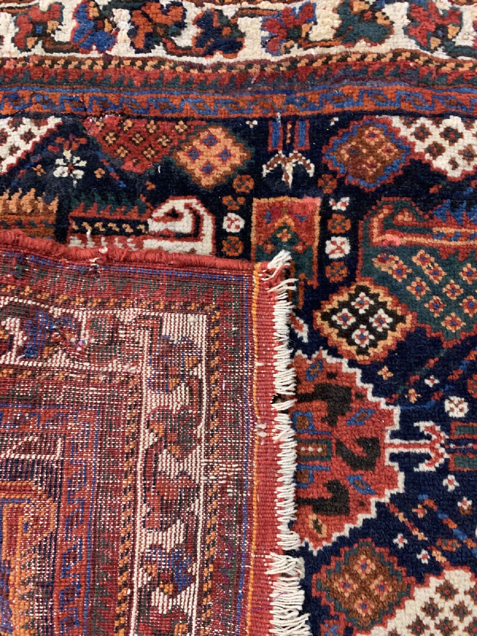 Detail b: 2 Antiker Taschenfront, Persien, um 1900, Wolle auf Wolle, ca. 87 x 60 cm & ca. 62 x 62 cm, EHZ: 4