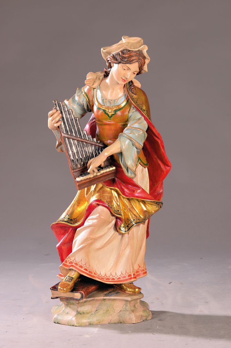 Heiligenfigur, Hl. Cäcilia von Rom, Holzschnitzerei Toni Baur, Oberammergau, 2. Hälfte 20.Jh., Vollholz geschnitzt, gefasst und vergoldet, ...