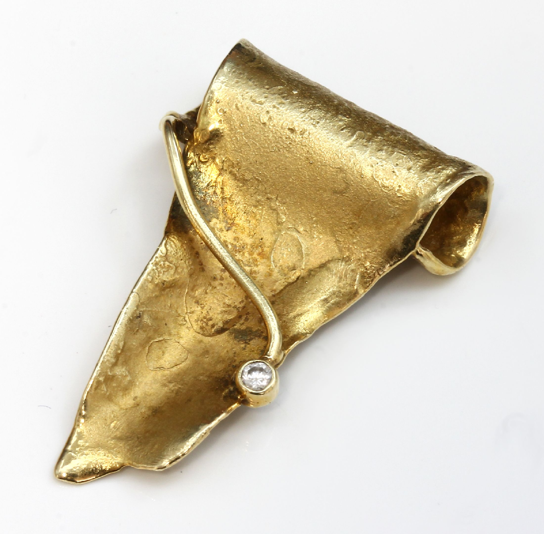 Detail a: 14 kt Gold Brillant Anhänger, GG 585/000, 1Brill. ca. 0.03 ct Weiß/si, abstrakte Form undGestaltung, total ca. 7.2 g, L. ca. 3.5 cm