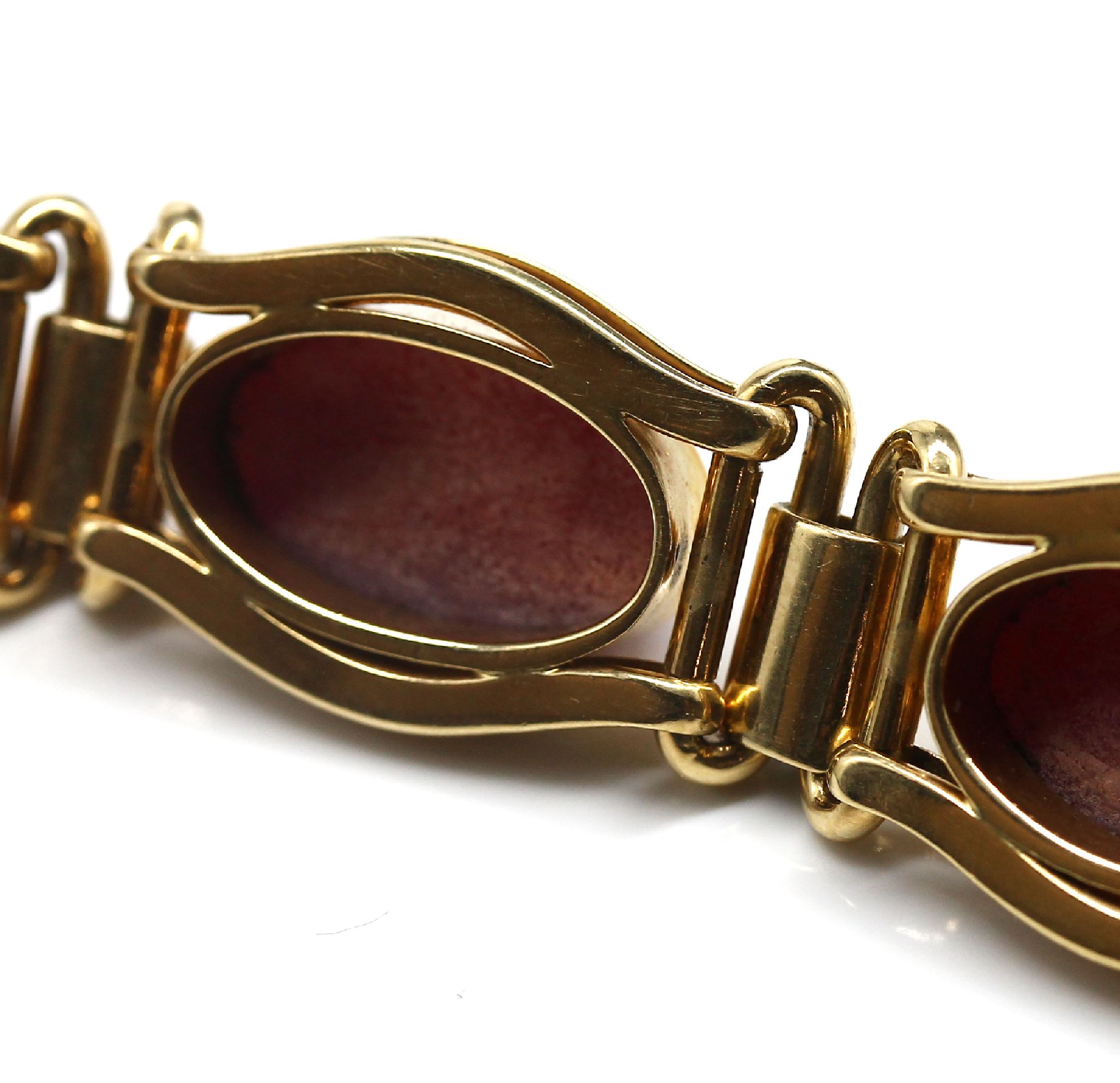 Detail c: 18 kt Gold Korall-Armband, GG 750/000, feine "Moro"-Qualität, 6 ovale Korallen- cabochons, L. ca. 19.5 cm, Kastenschloss mit ...