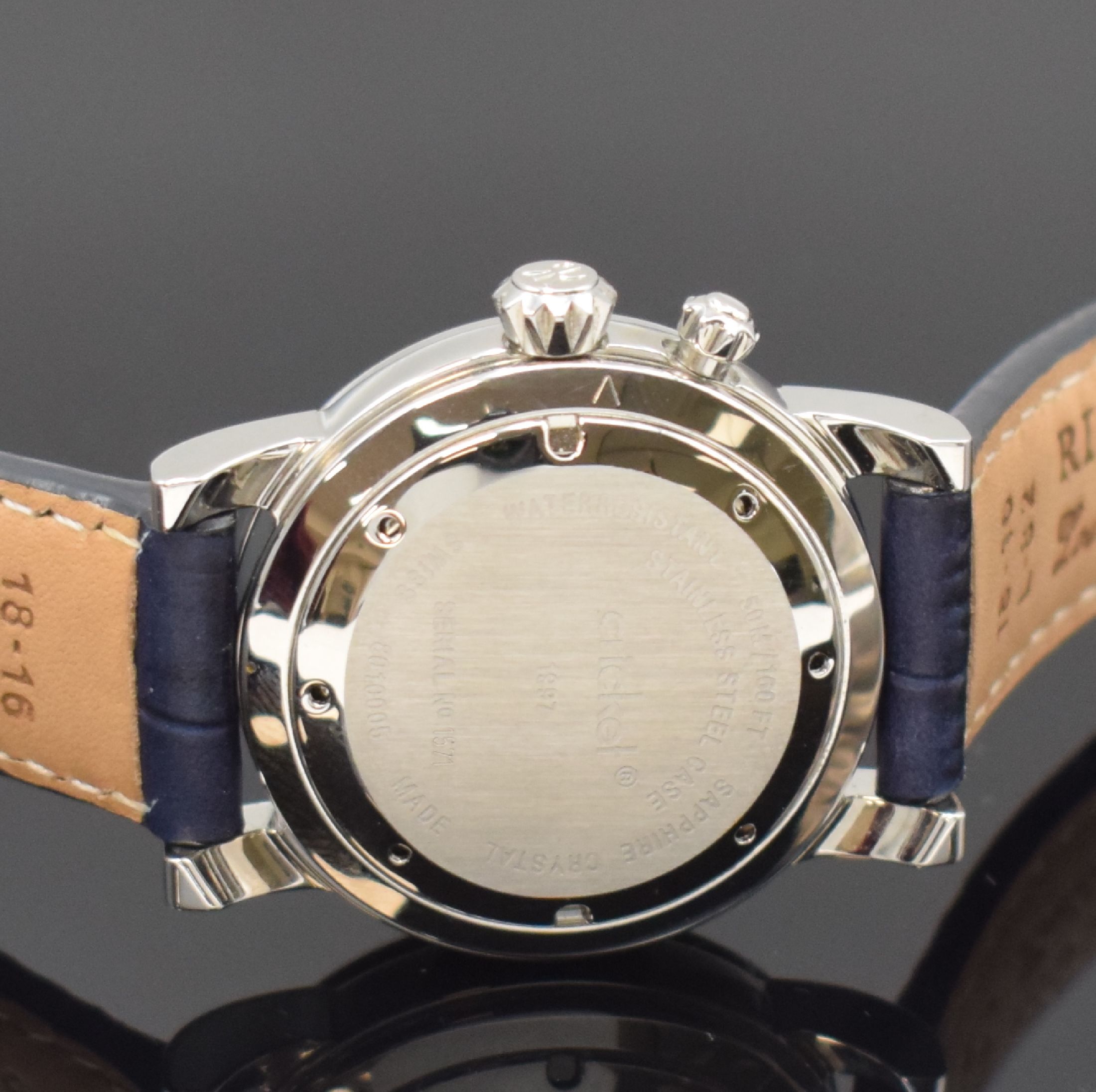 Detail c: REVUE THOMMEN Armbandwecker Modell Cricket Referenz 8010005, Schweiz um 1995, Handaufzug, Edelstahlgeh., Boden aufgedr., blaues Zifferbl. m. ...