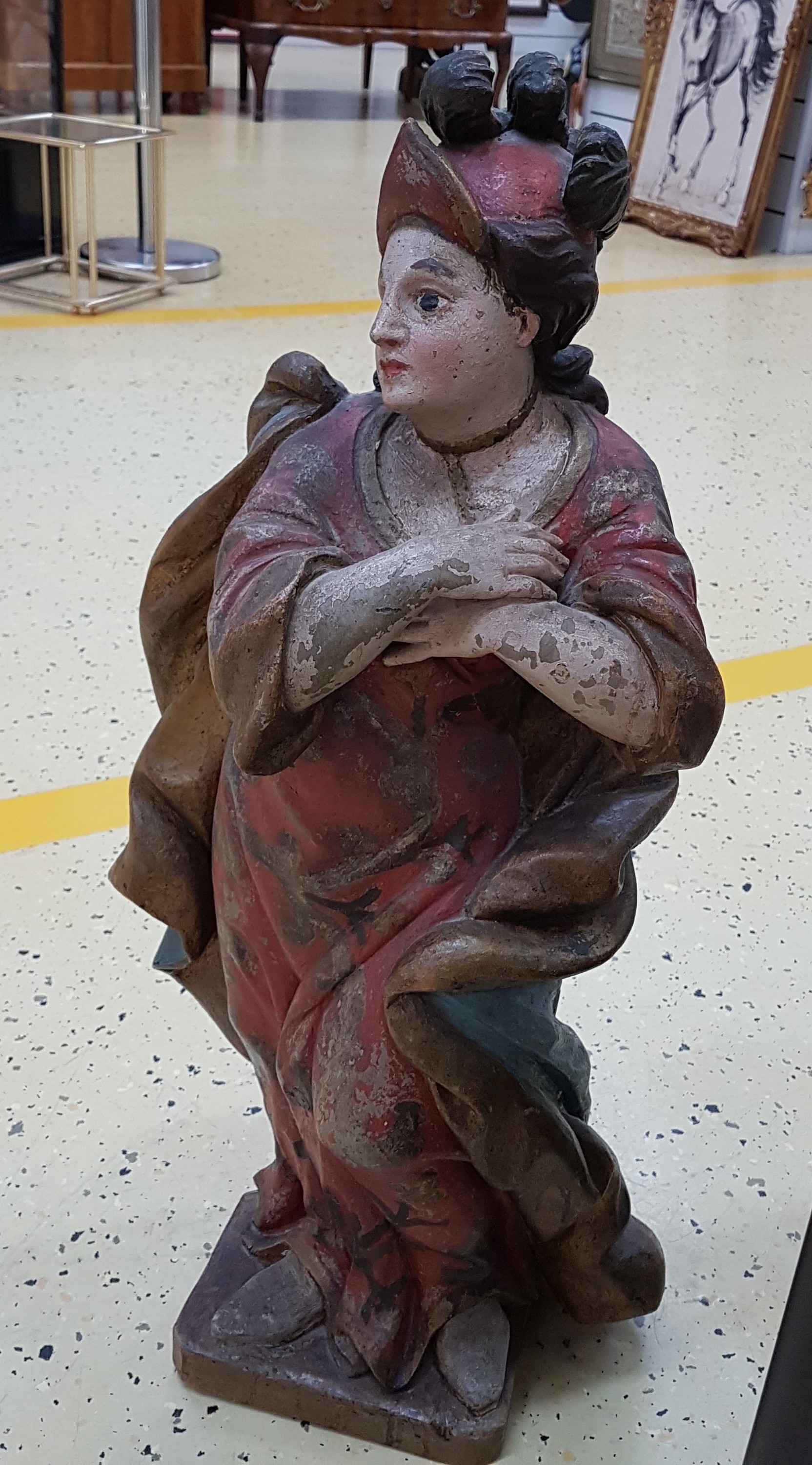 Detail c: Heiligenfigur, süddeutsch, um 1800, Lindenholz geschnitzt und mehrfarbig gefaßt, Alterssp., H. ca. 80cm, dynamische Darstellung des sich bewegenden ...