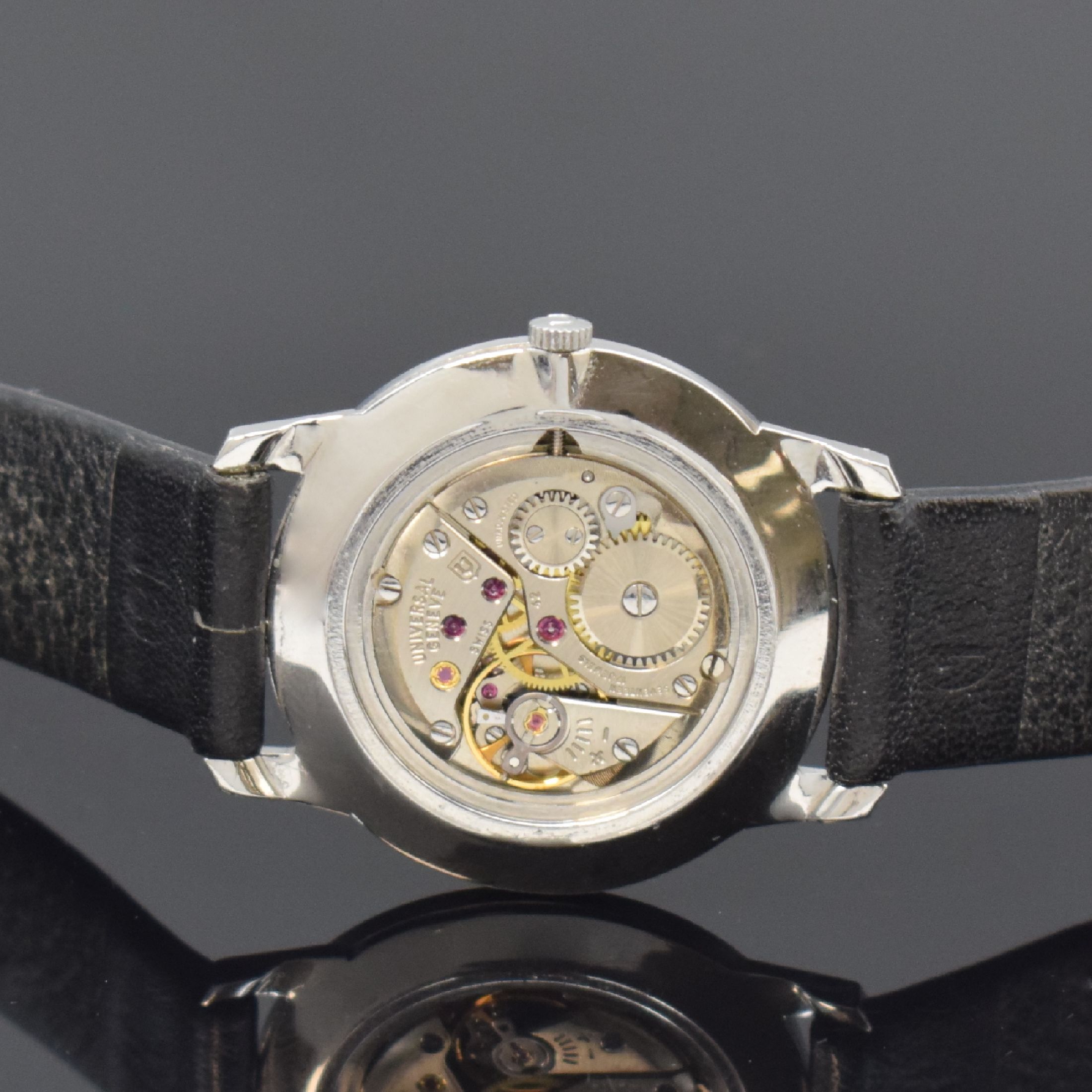 Detail d: UNIVERSAL GENEVE klassische Armbanduhr Referenz 842101/12, Schweiz um 1965, Handaufzug, Boden gedr., silb. Zifferbl. m. arab. Zahlen, geschw. Zeiger, ...