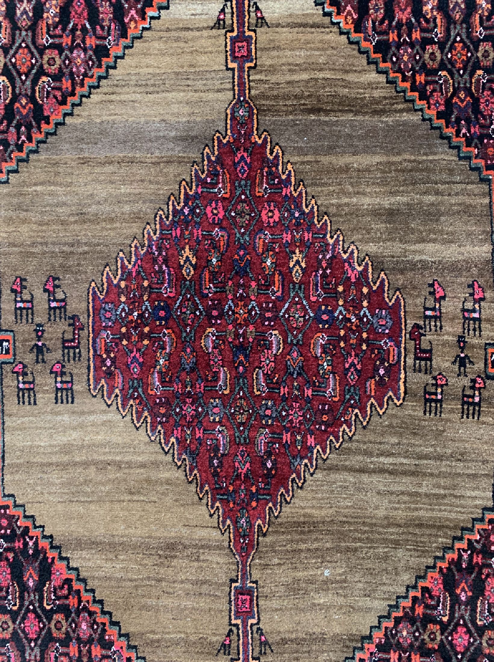 Detail b: Gholtogh, Persien, datiert 1972, Wolle auf Baumwolle, ca. 239 x 131 cm, EHZ: 2