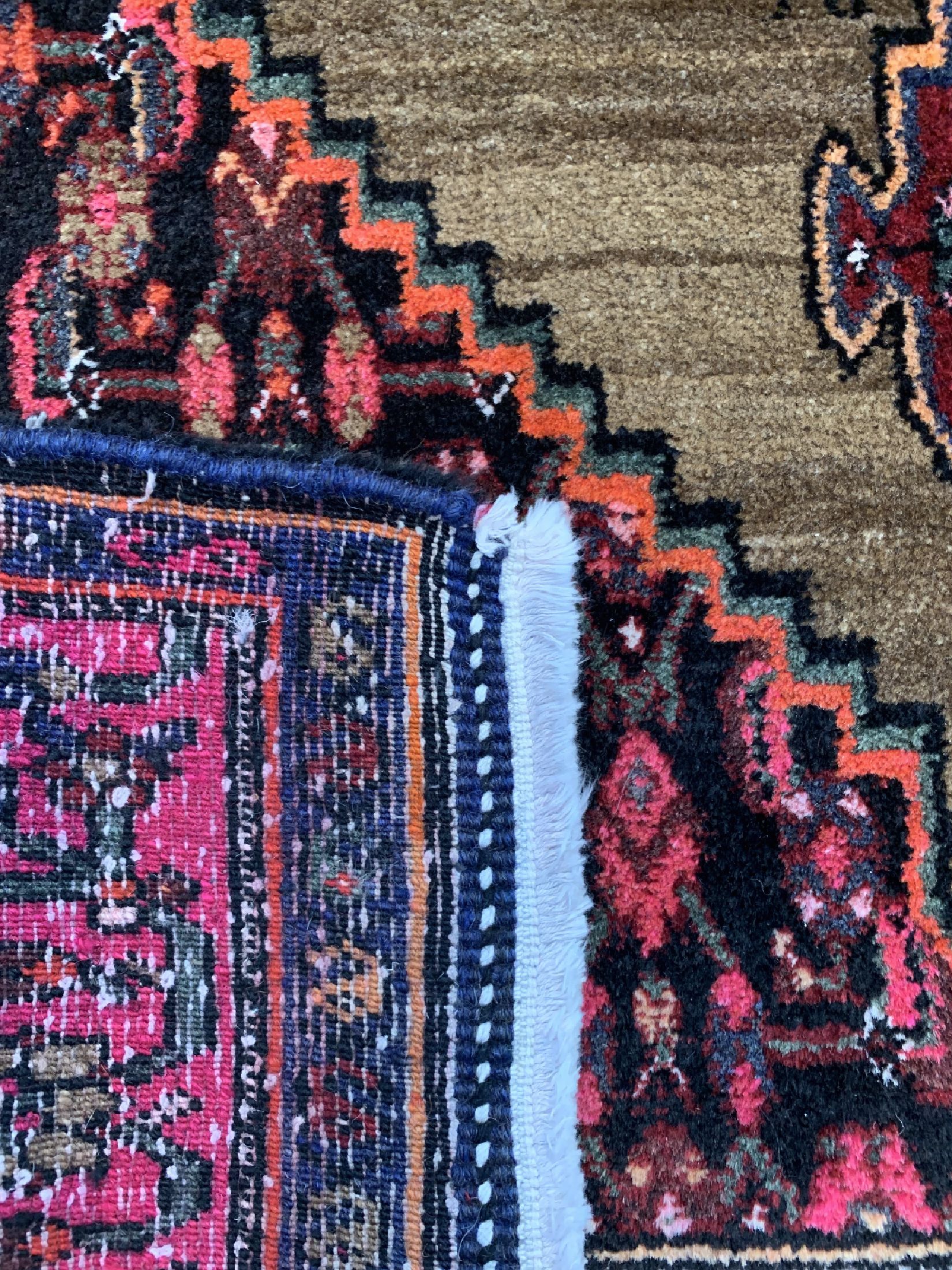 Detail d: Gholtogh, Persien, datiert 1972, Wolle auf Baumwolle, ca. 239 x 131 cm, EHZ: 2