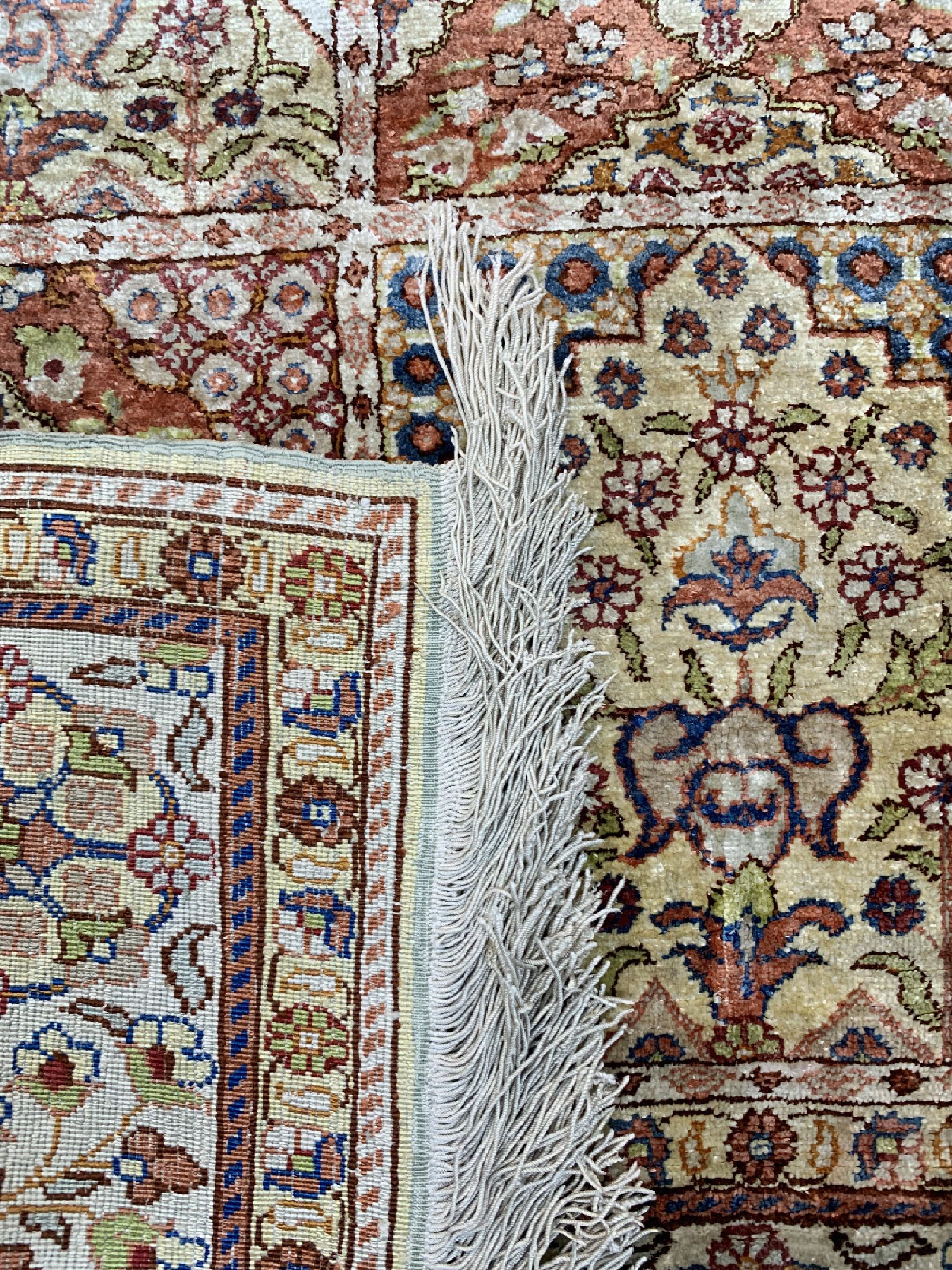Detail d: Seiden Kayseri alt, Türkei, um 1950, reine Naturseide, ca. 150 x 100 cm, EHZ: 2