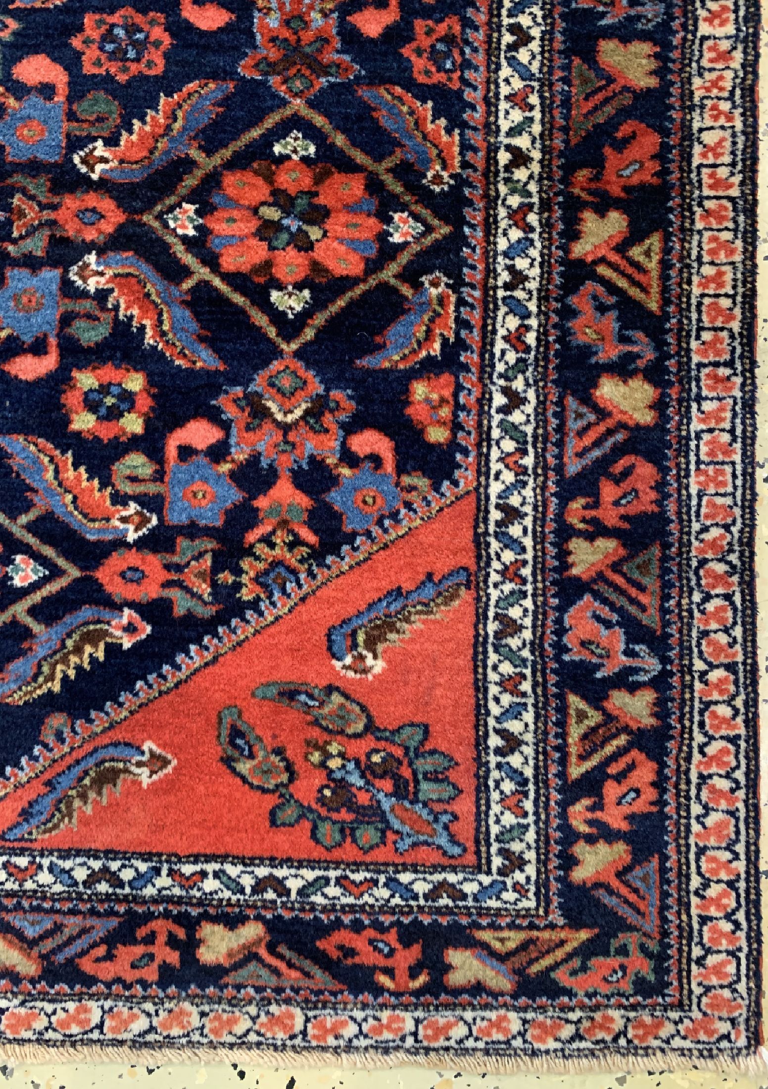 Detail a: Lilian alt, Persien, um 1960, Wolle auf Baumwolle, ca. 150 x 100 cm, EHZ: 1-2