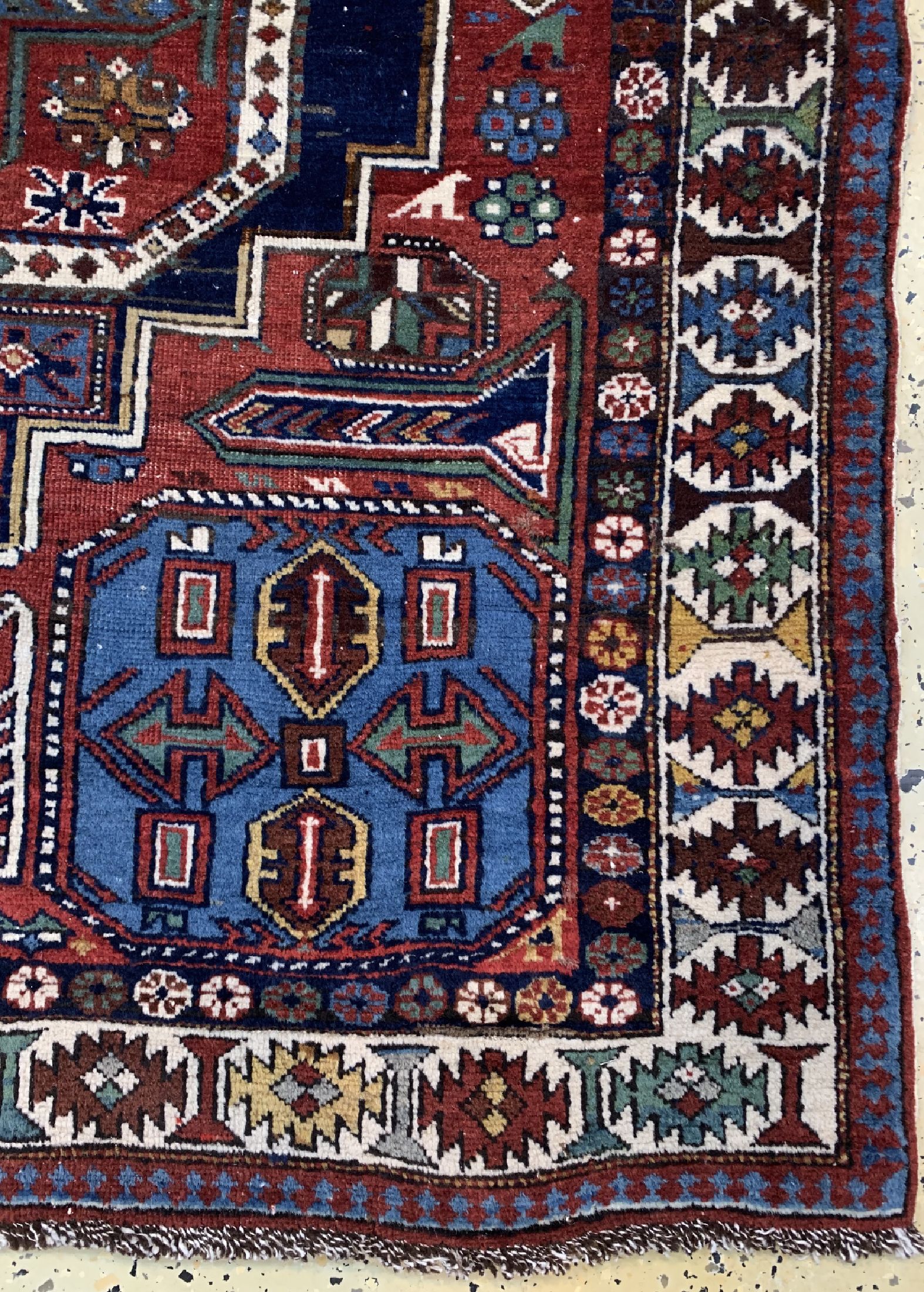 Detail a: "Tachteh"Schirwan, Kaukasus, um 1930, Wolleauf Wolle, ca. 155 x 120 cm, EHZ: 2-3