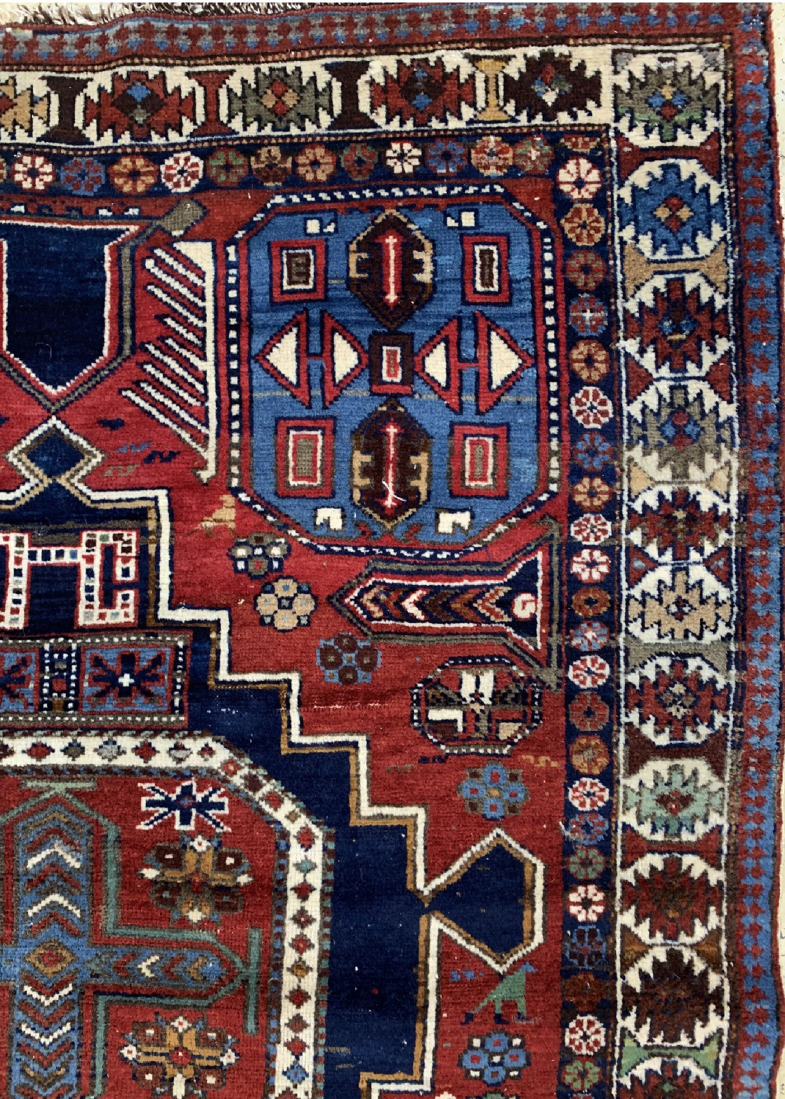 Detail c: "Tachteh"Schirwan, Kaukasus, um 1930, Wolleauf Wolle, ca. 155 x 120 cm, EHZ: 2-3