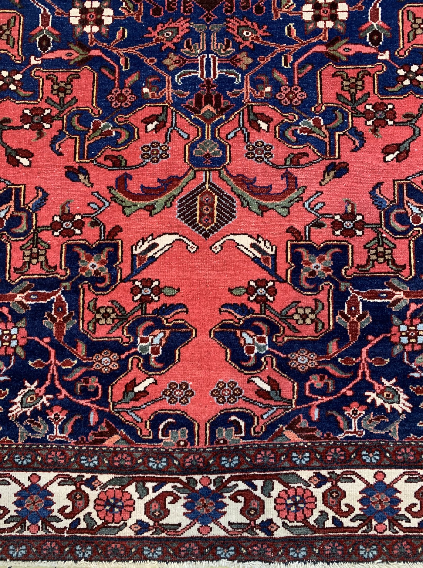 Detail b: Tafresch alt, Persien, um 1950, Wolle auf Baumwolle, ca. 185 x 136 cm, EHZ: 3-4